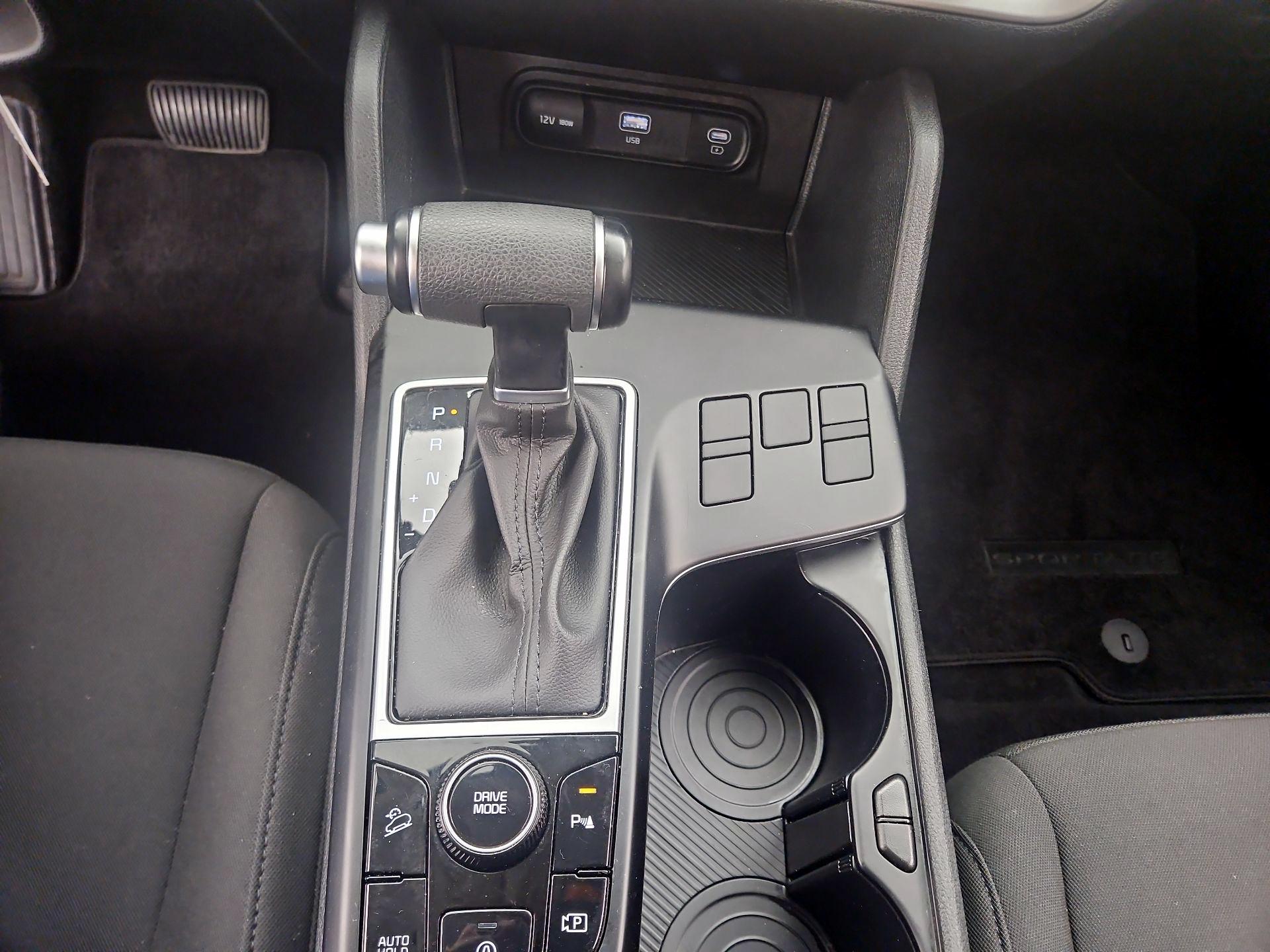 Thumbnail: 2025 Kia Sportage - 17