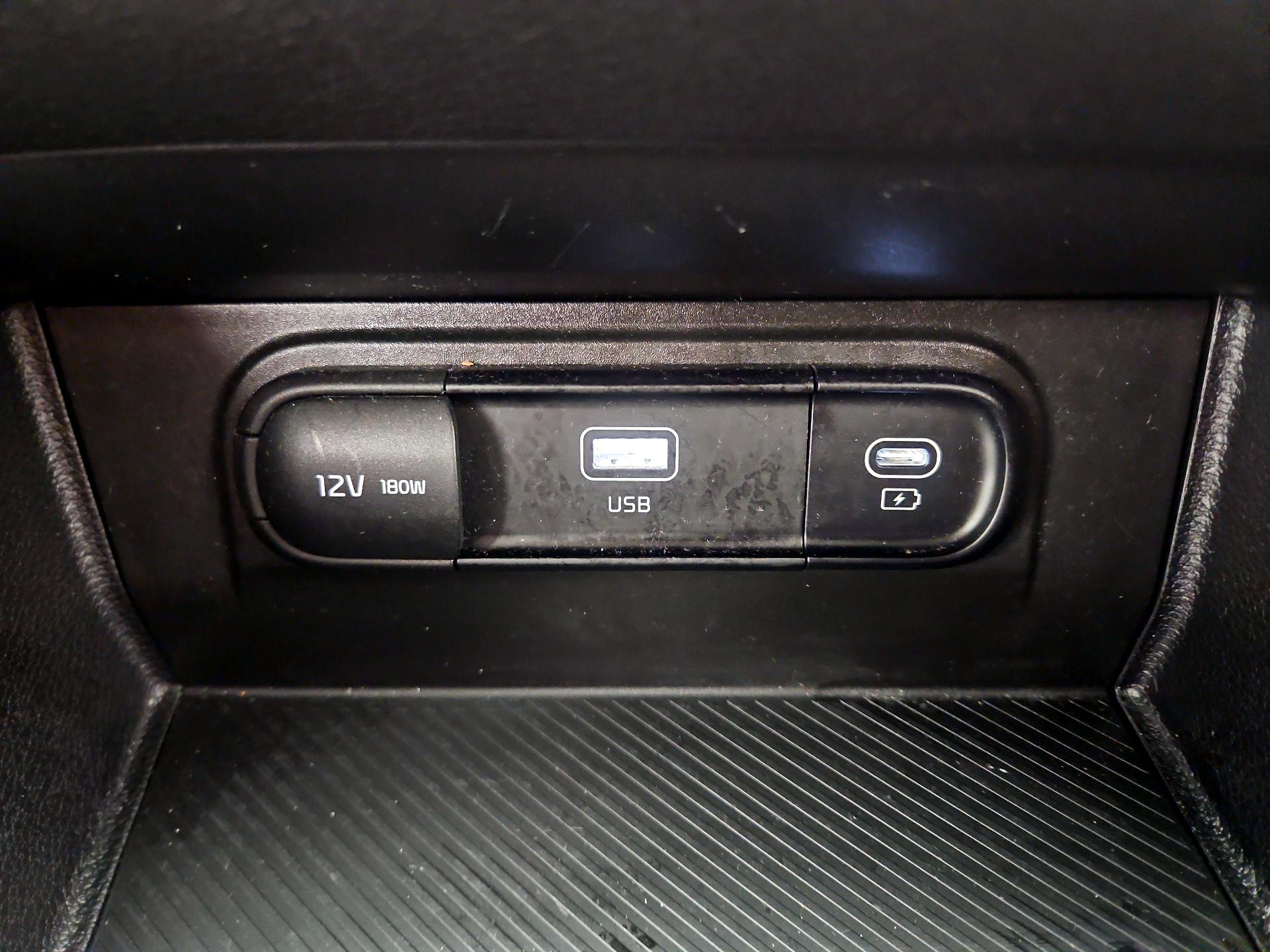 Thumbnail: 2025 Kia Sportage - 18