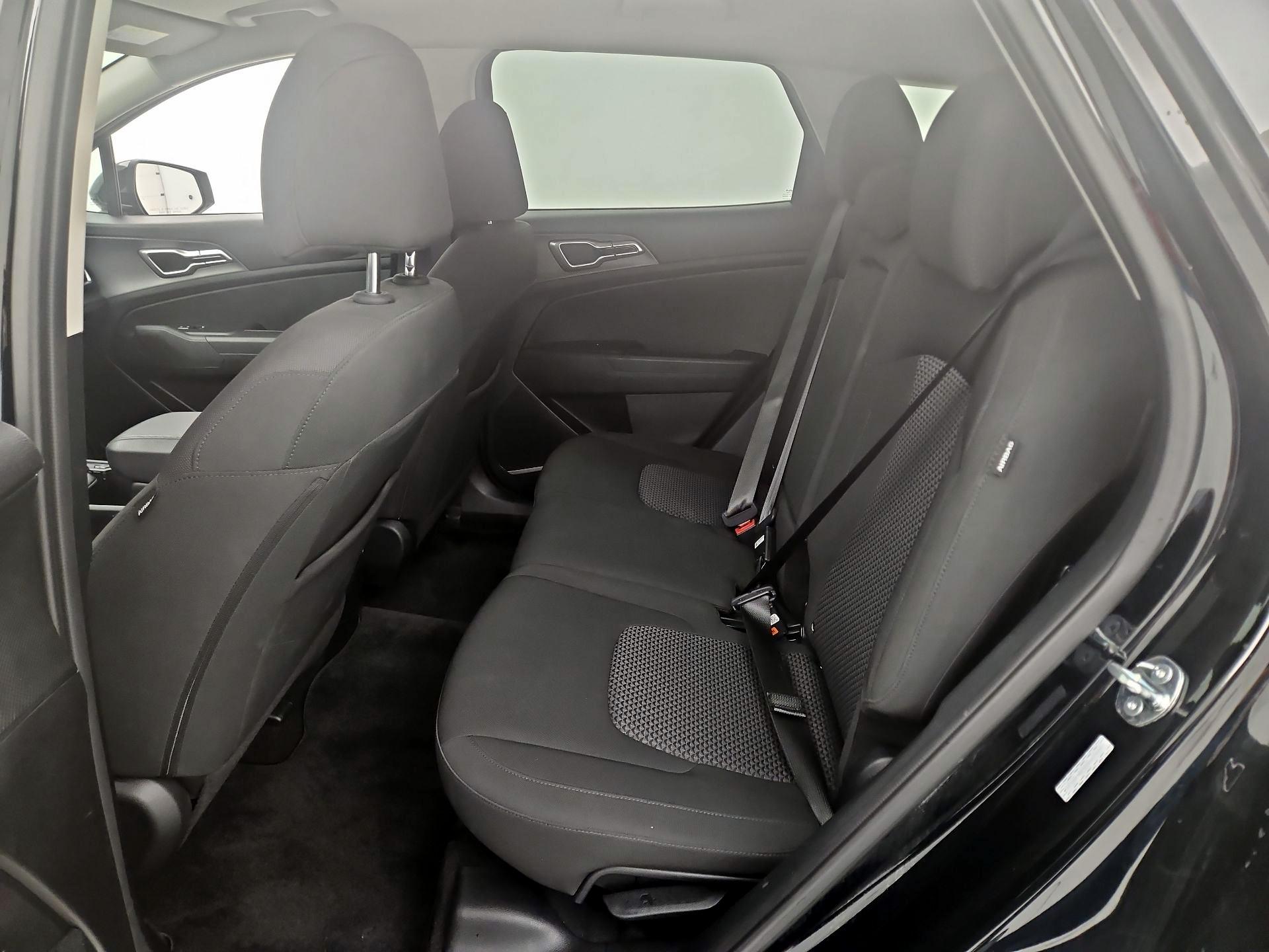 Thumbnail: 2025 Kia Sportage - 19