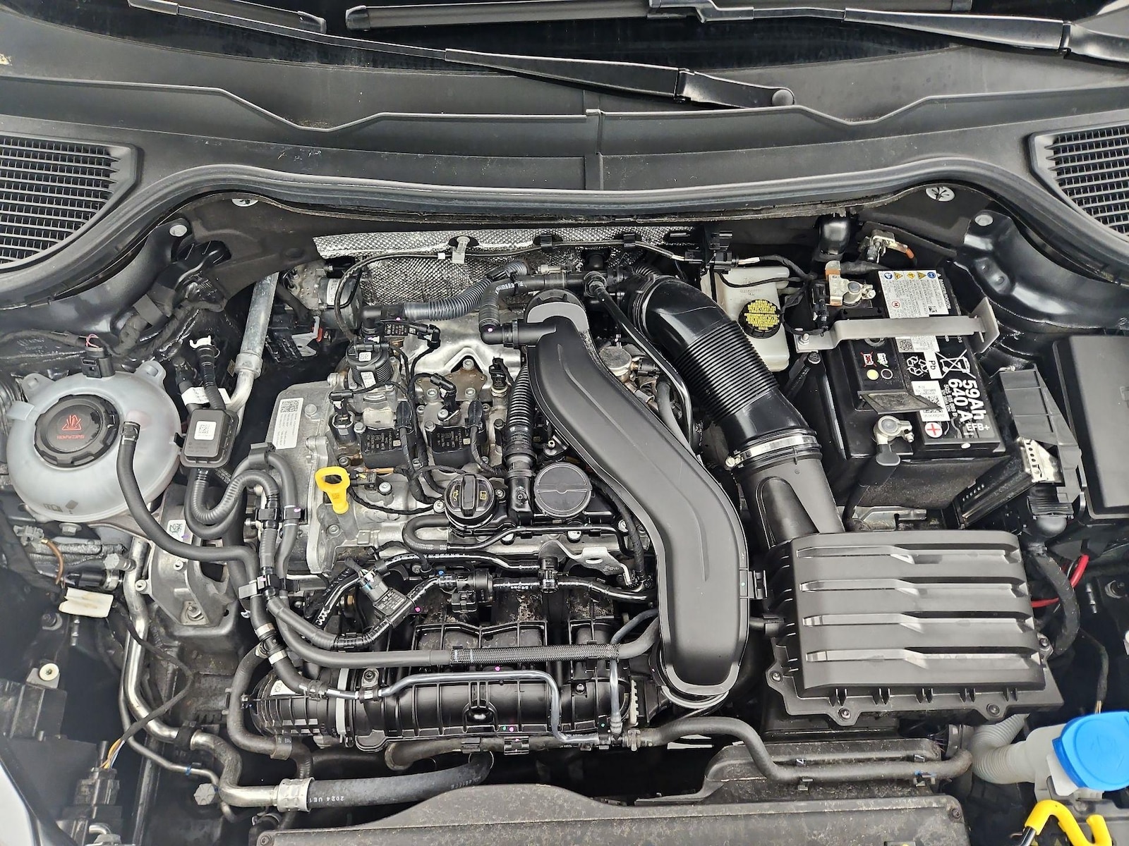 2024 Volkswagen Taos SE - Photo 23