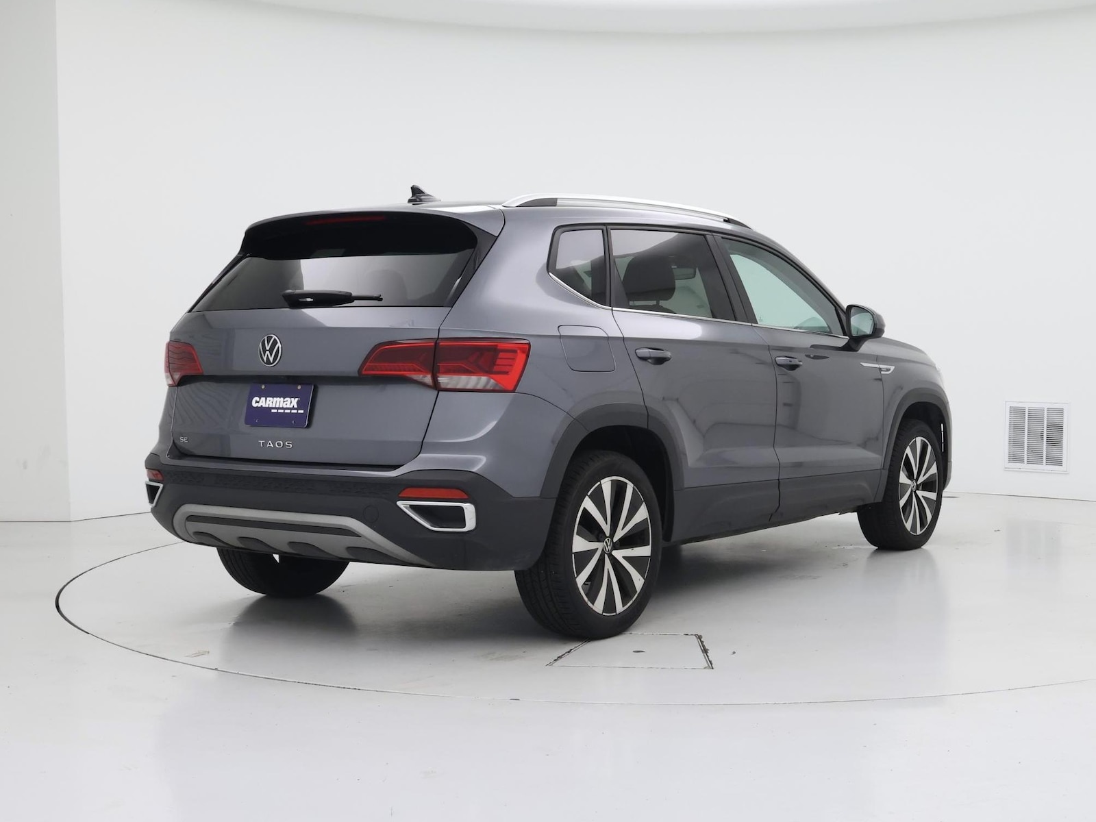2024 Volkswagen Taos SE - Photo 9