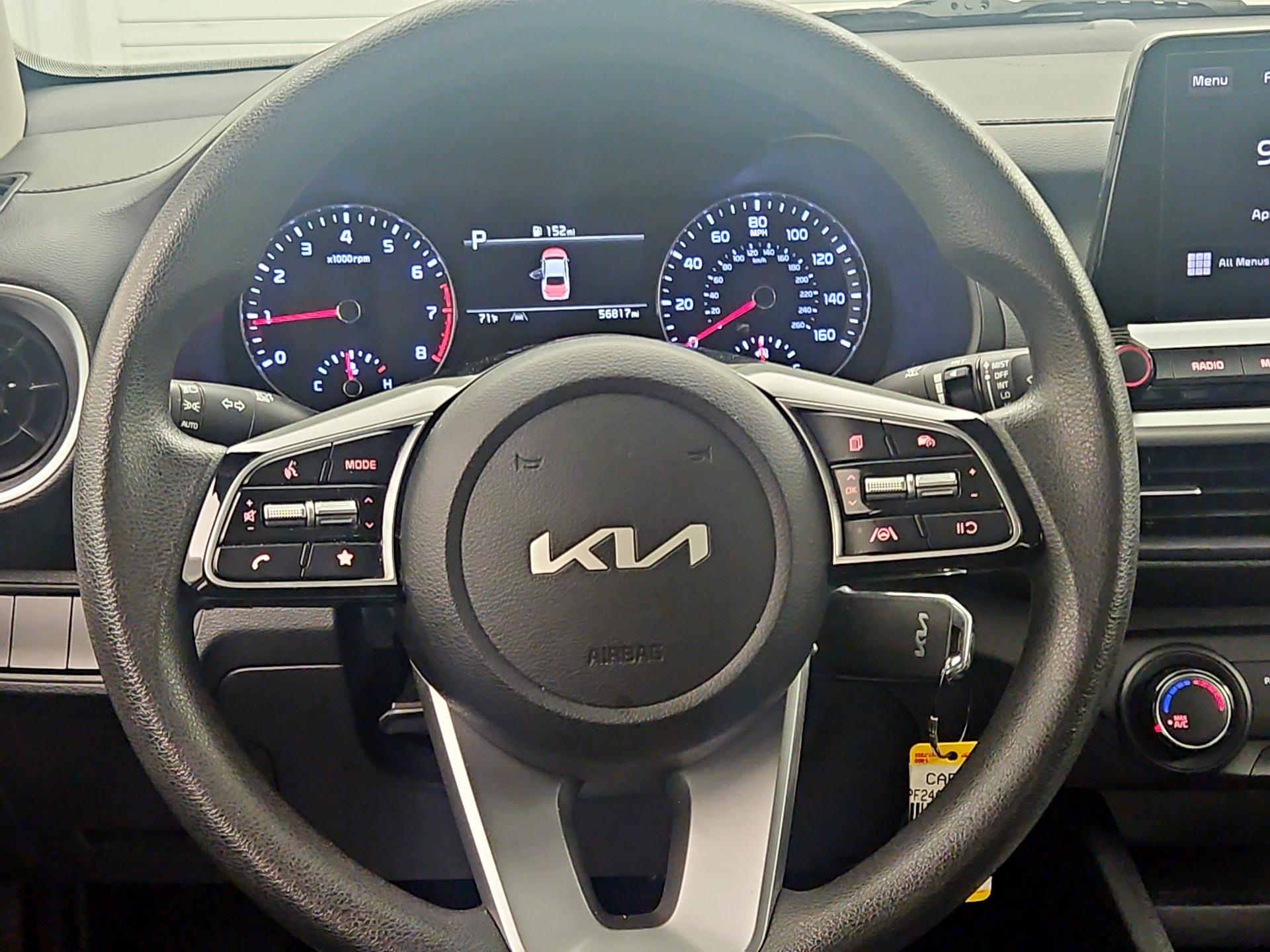 Thumbnail: 2024 Kia Forte - 10