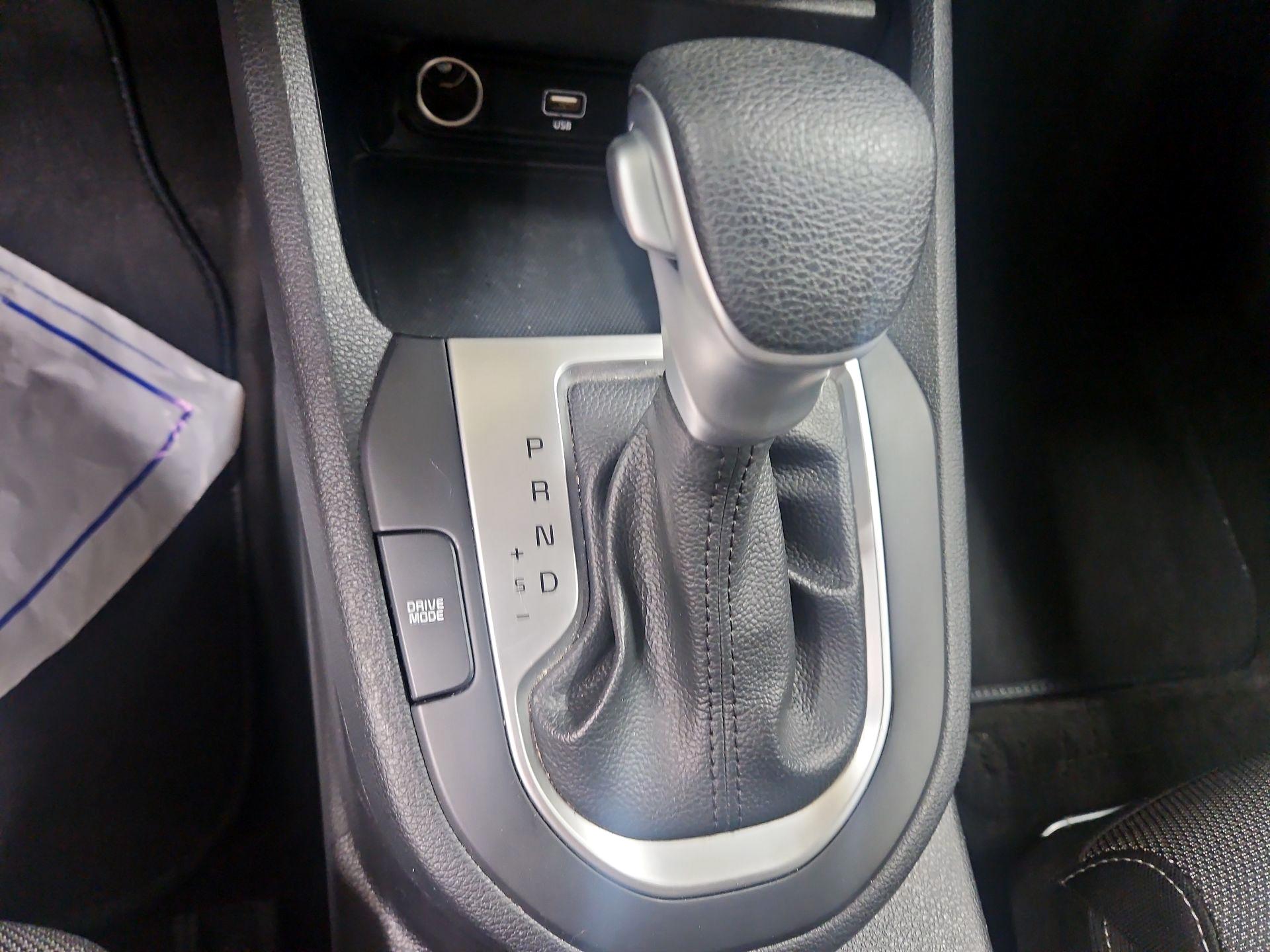 Thumbnail: 2024 Kia Forte - 17