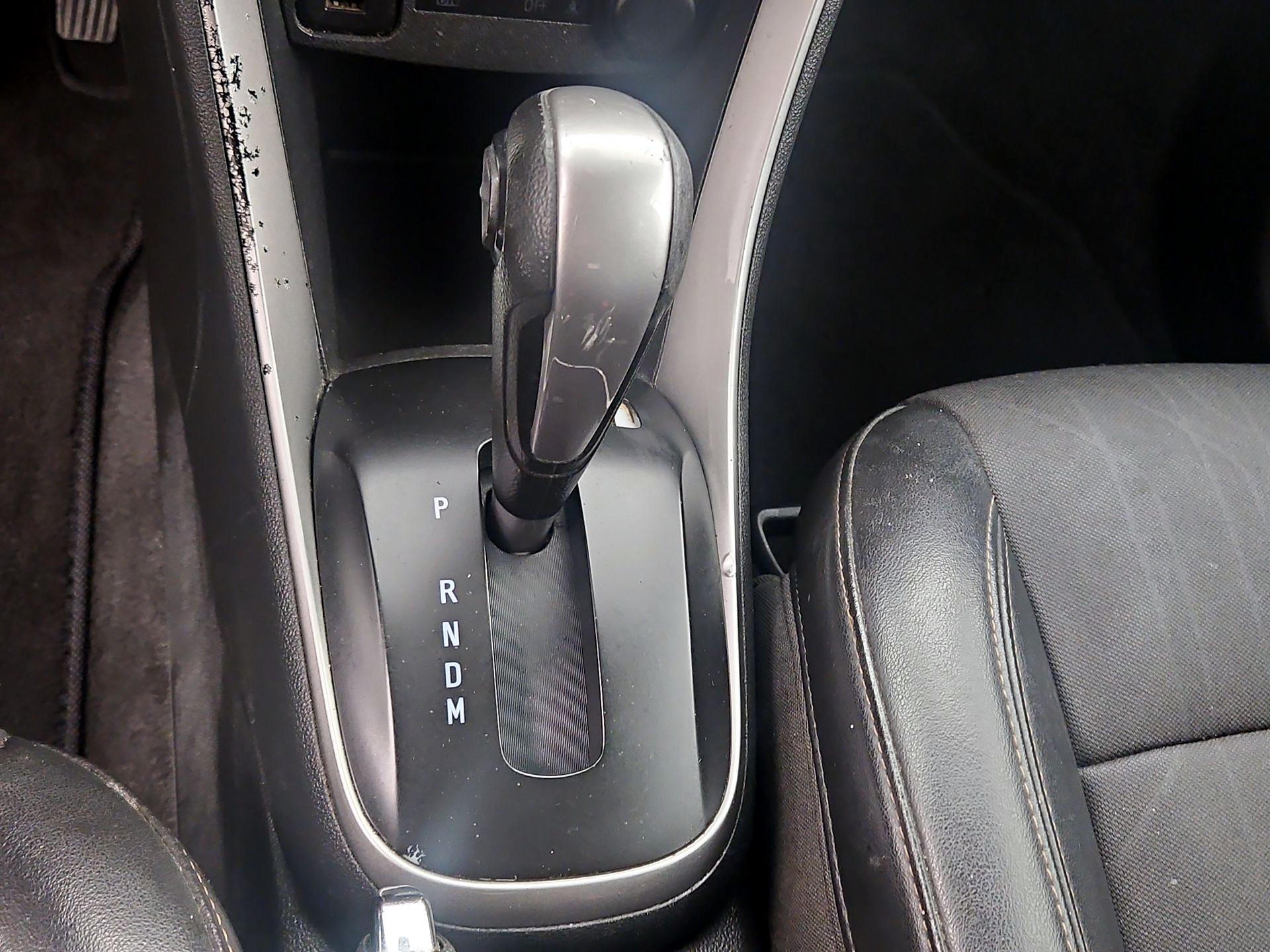 Thumbnail: 2021 Chevrolet Trax - 17