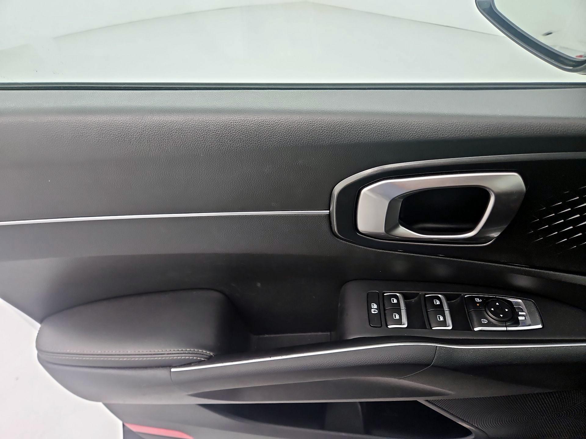 Thumbnail: 2024 Kia Sorento - 12