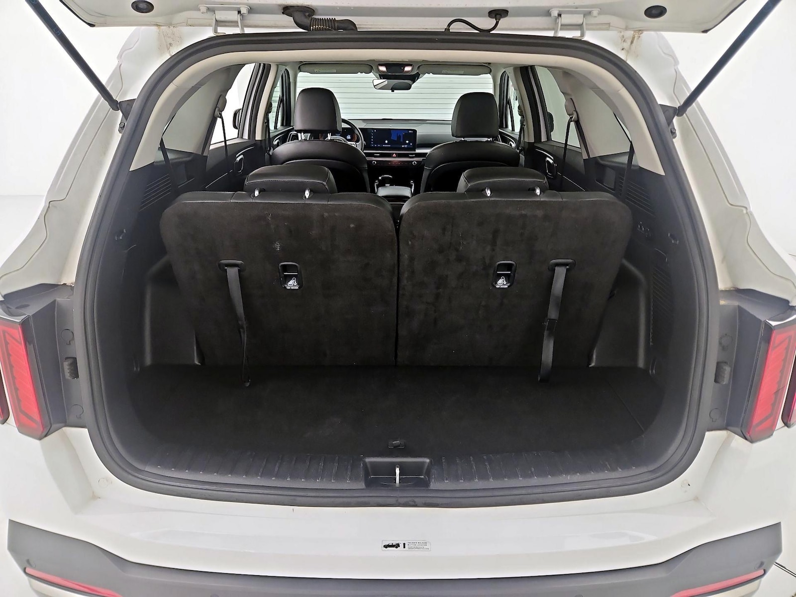 2024 Kia Sorento S - Photo 23