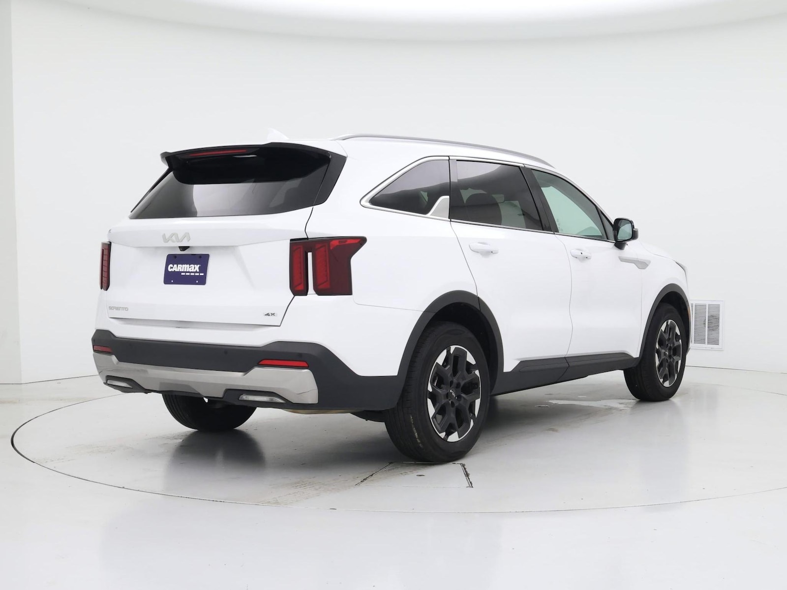 2024 Kia Sorento S - Photo 9