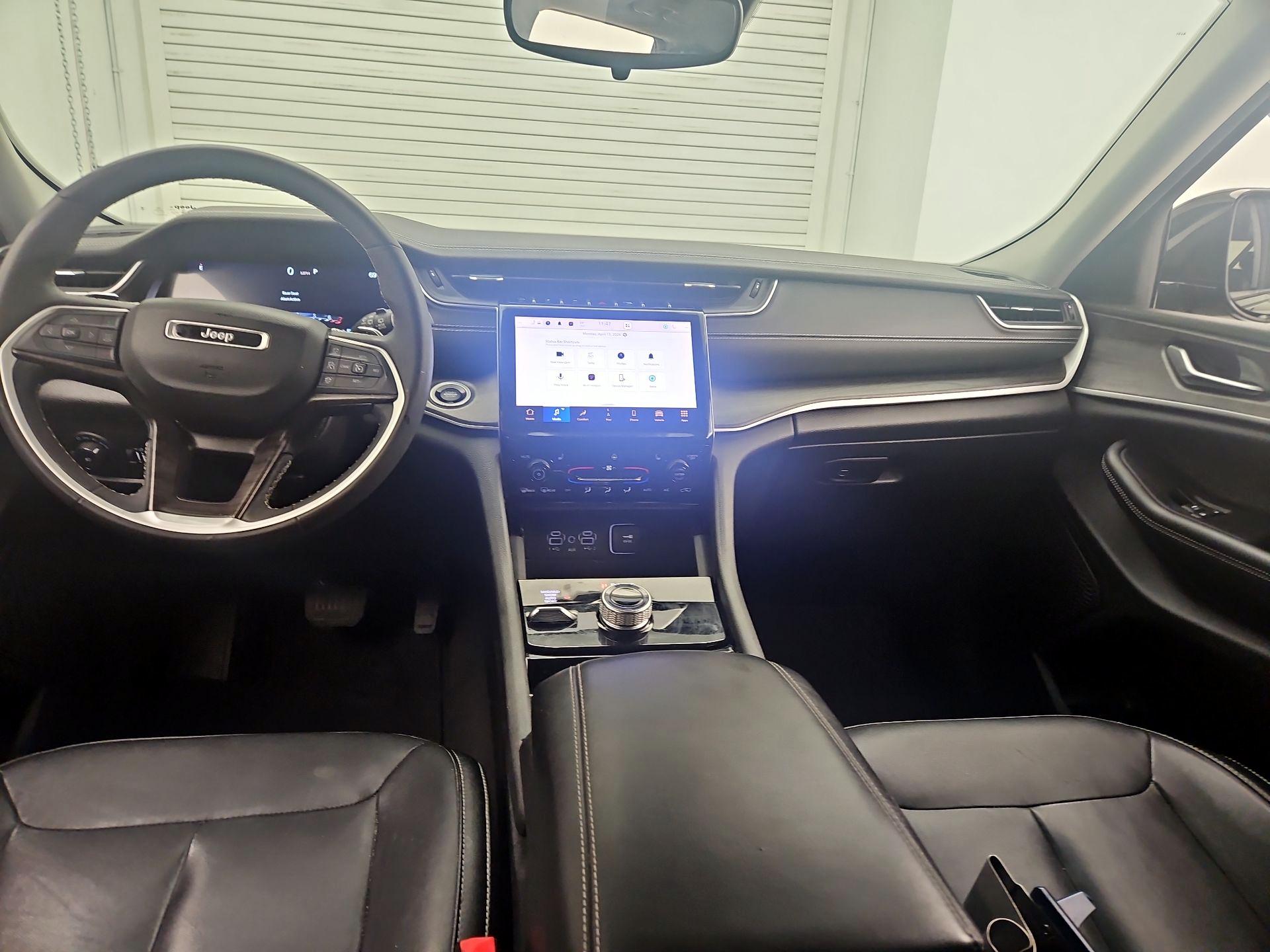 Thumbnail: 2023 Jeep Grand Cherokee - 9