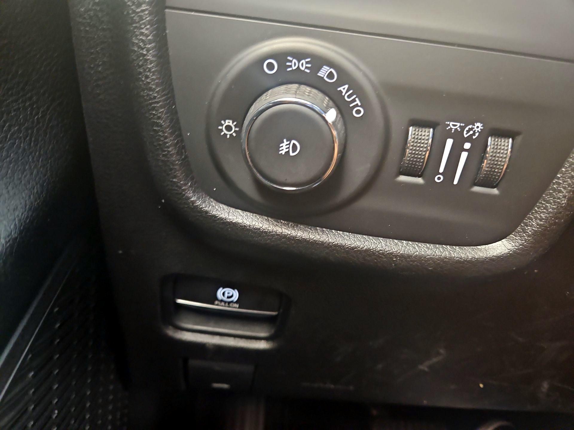 Thumbnail: 2023 Jeep Grand Cherokee - 13