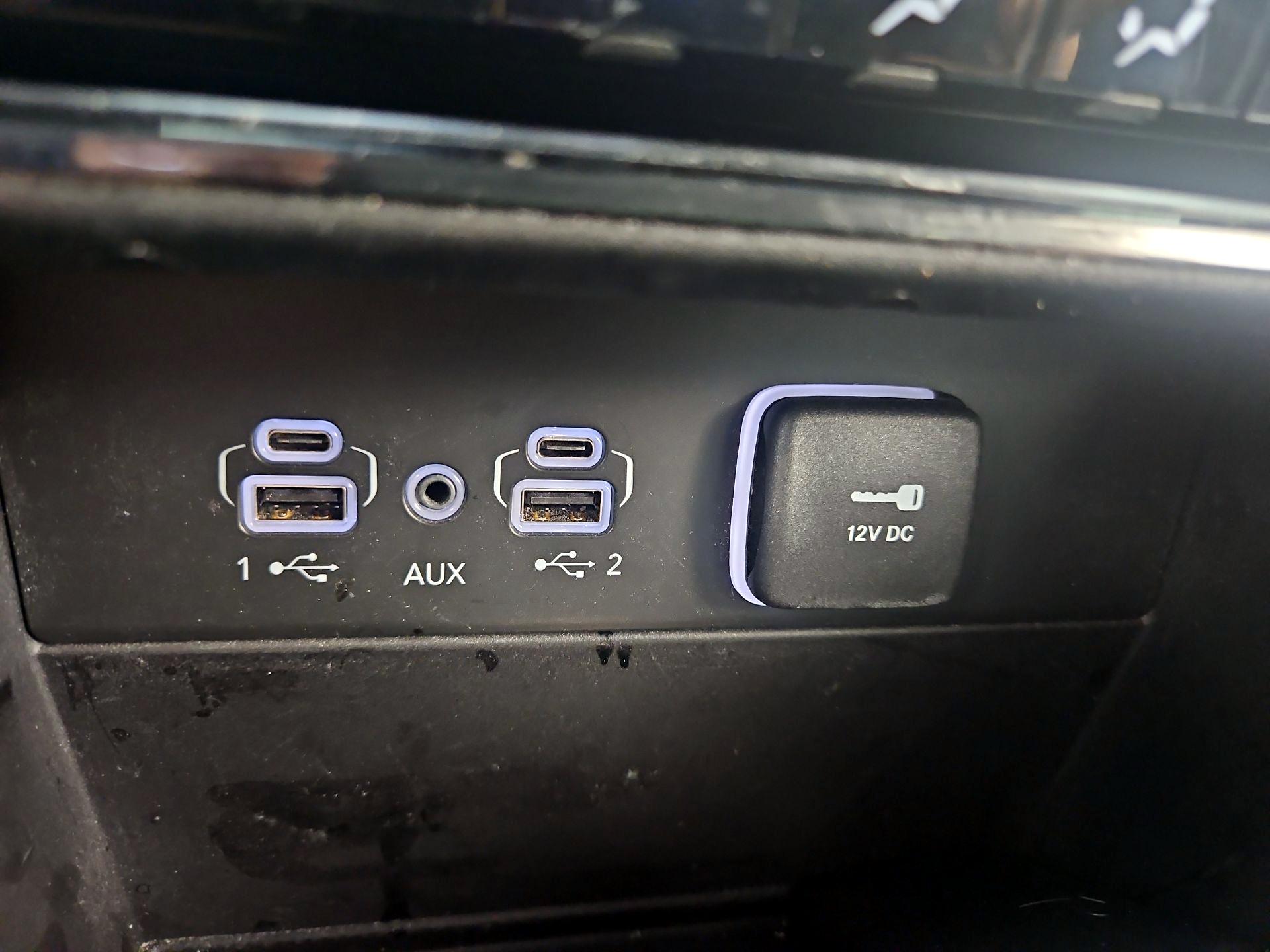 Thumbnail: 2023 Jeep Grand Cherokee - 18