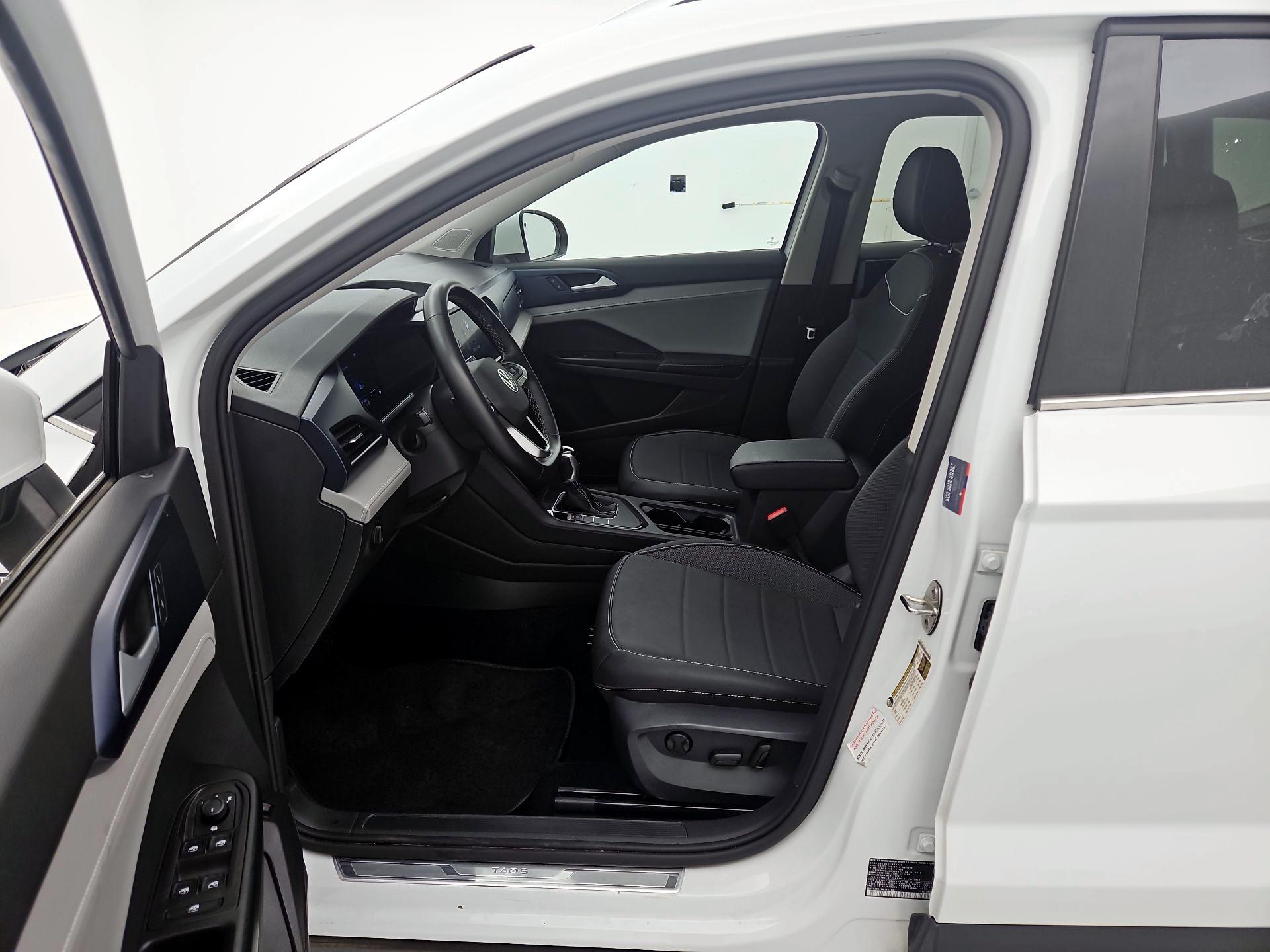 Thumbnail: 2024 Volkswagen Taos - 11