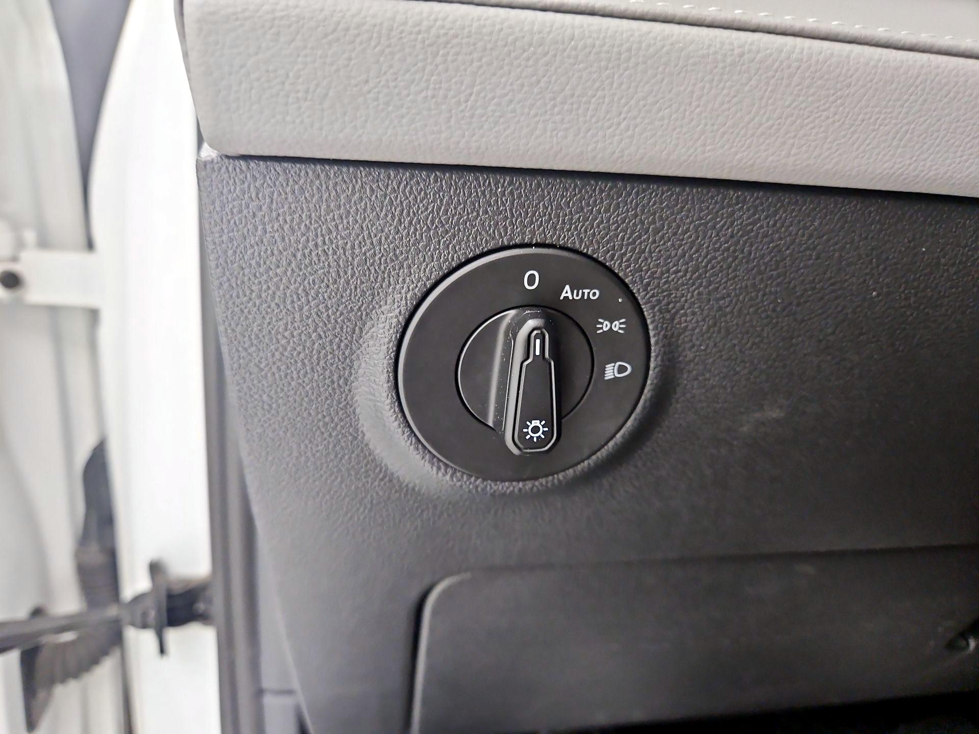 Thumbnail: 2024 Volkswagen Taos - 13