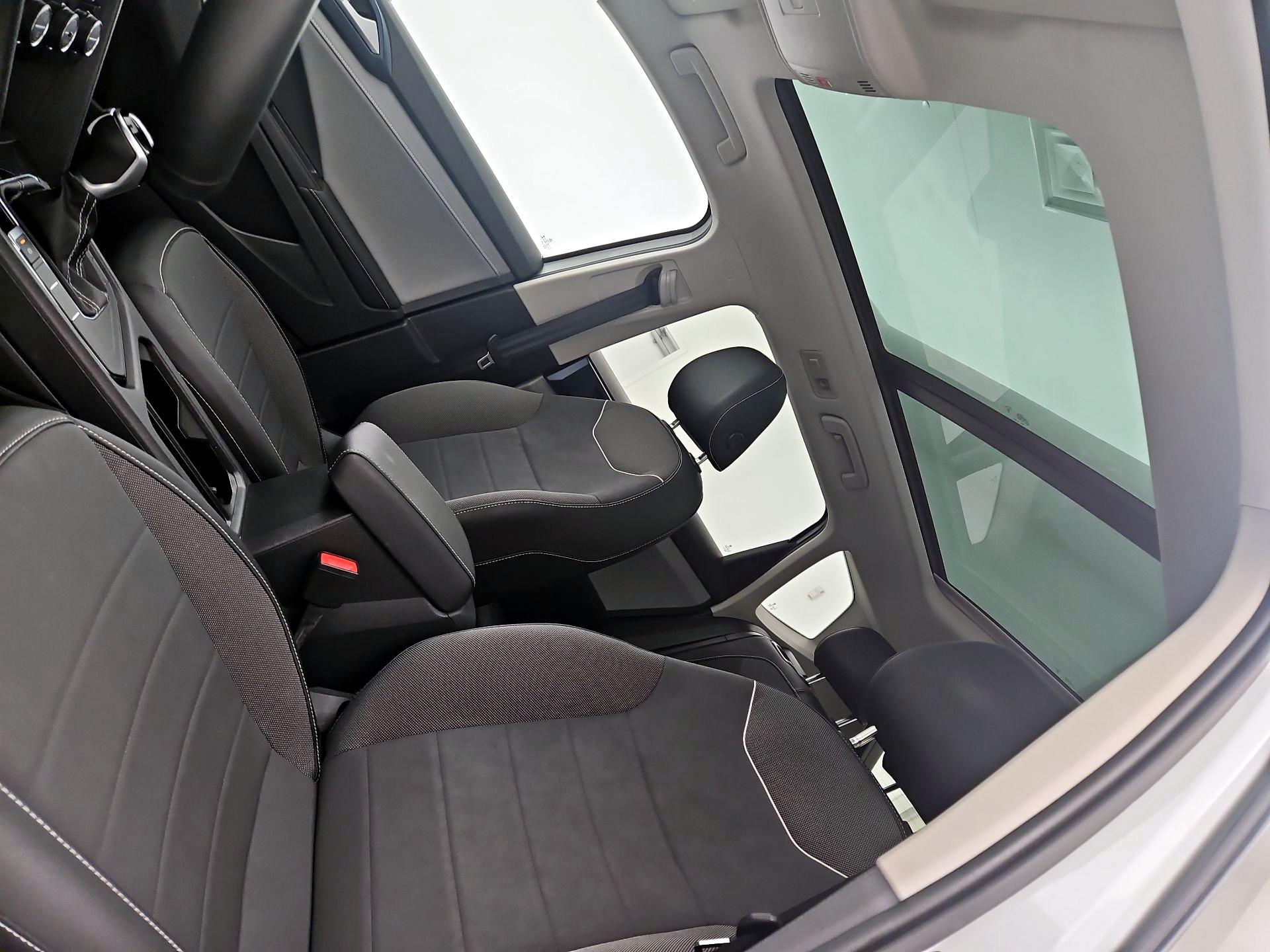 Thumbnail: 2024 Volkswagen Taos - 19