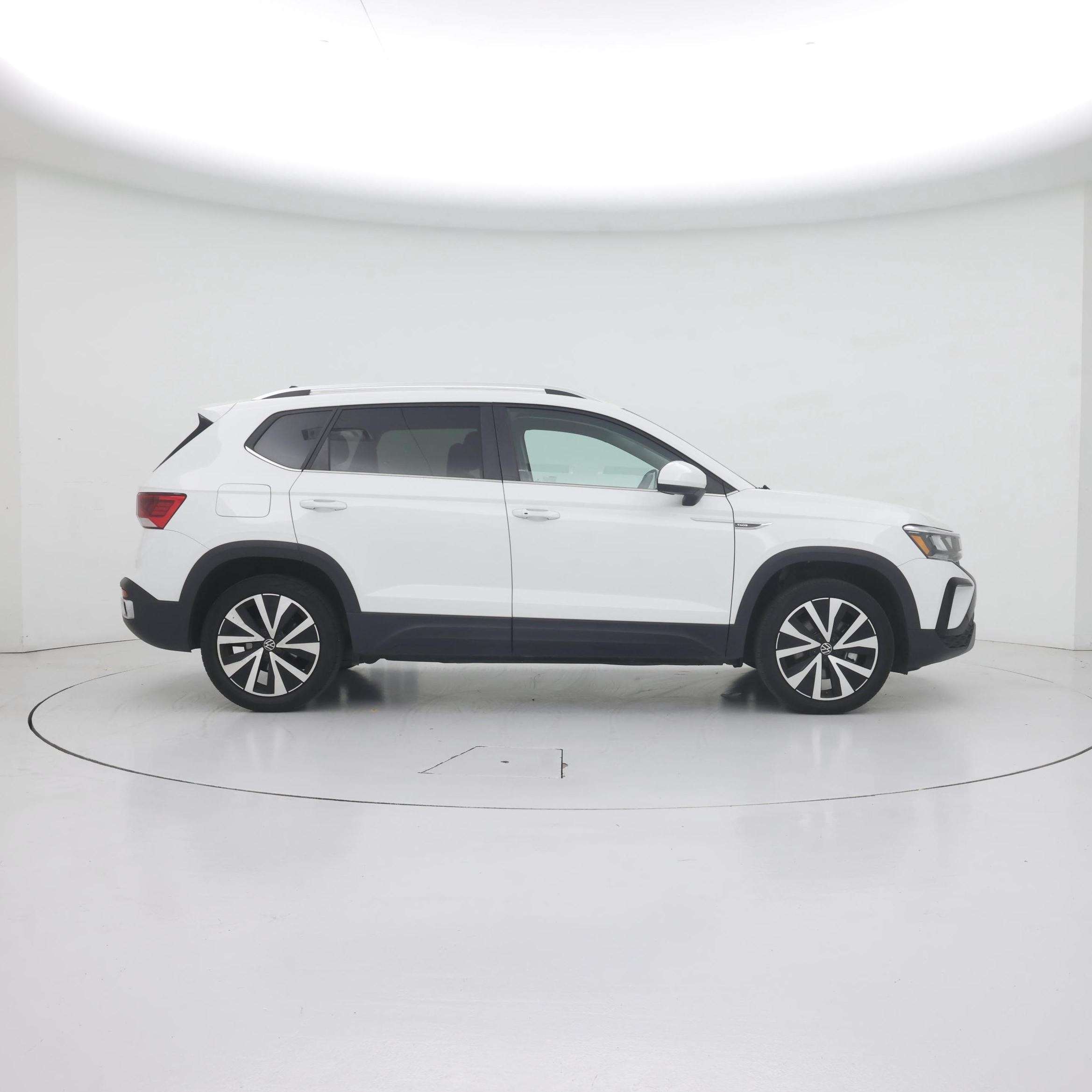 Thumbnail: 2024 Volkswagen Taos - 7