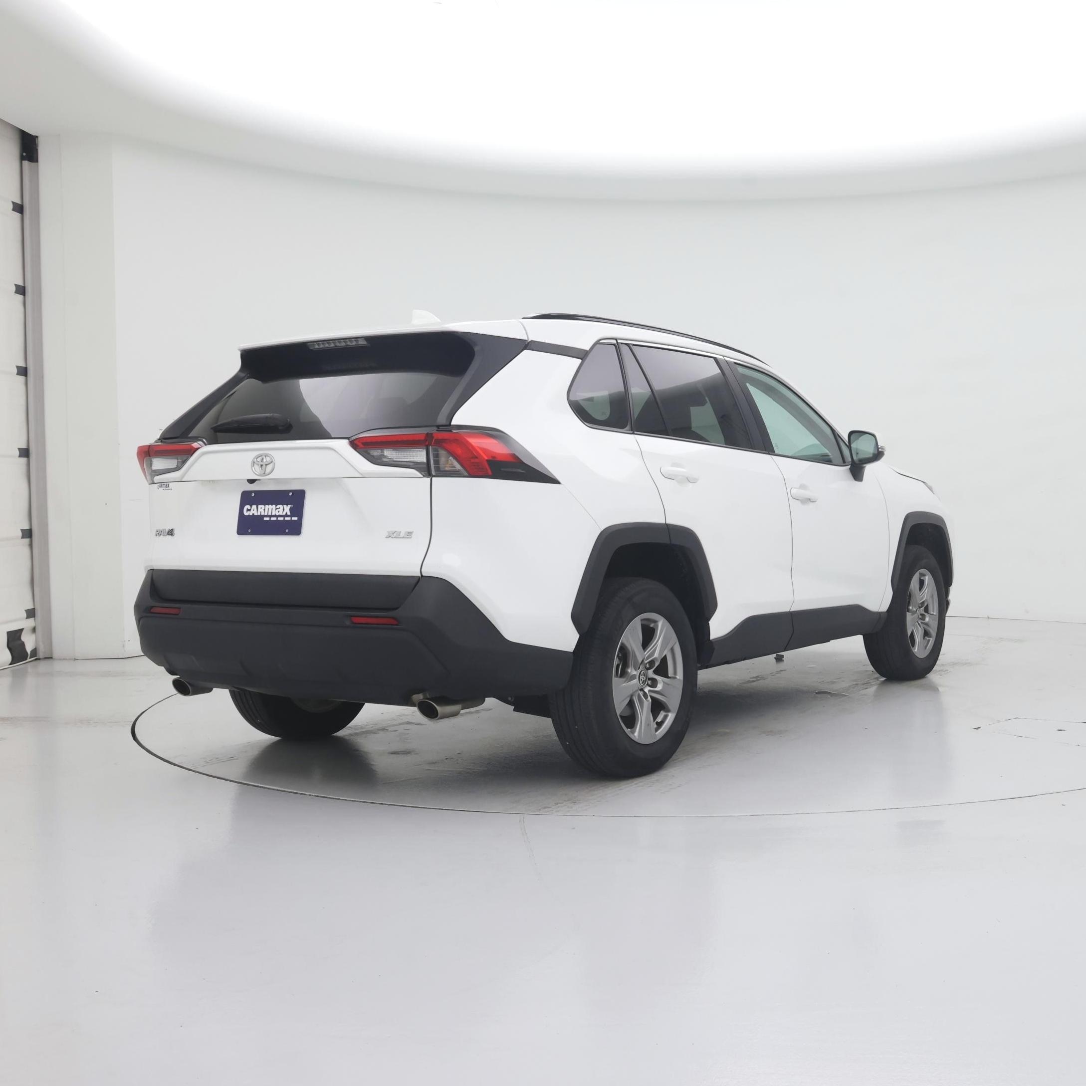 Thumbnail: 2024 Toyota RAV4 - 8