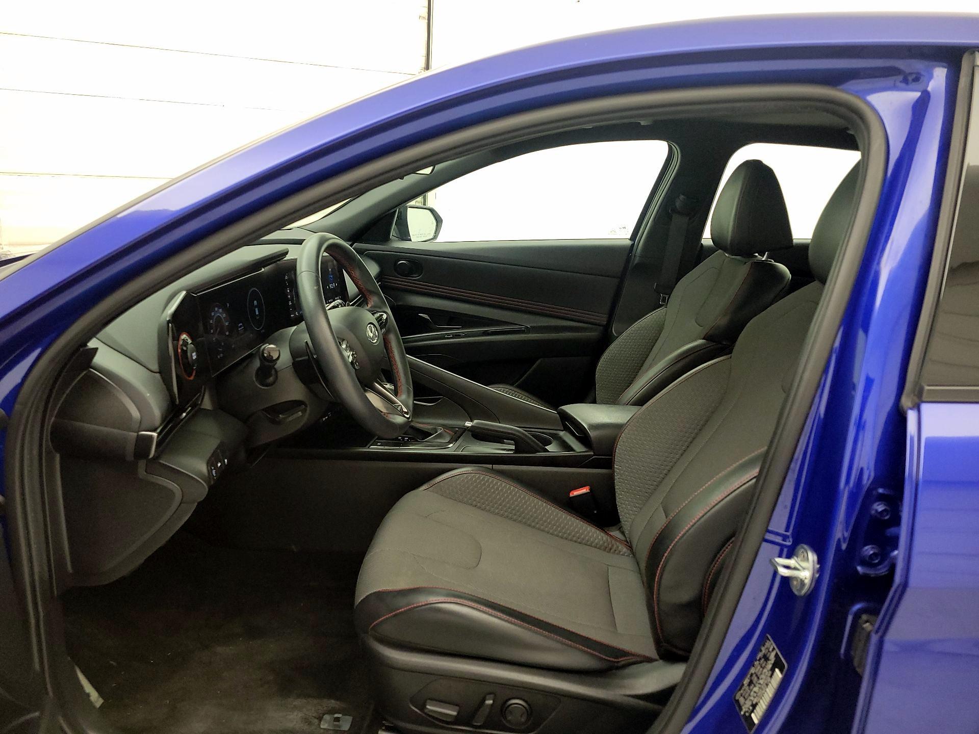 Thumbnail: 2023 Hyundai Elantra - 11