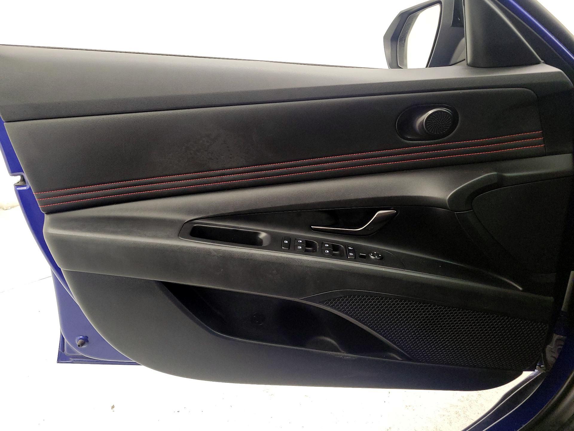 Thumbnail: 2023 Hyundai Elantra - 12