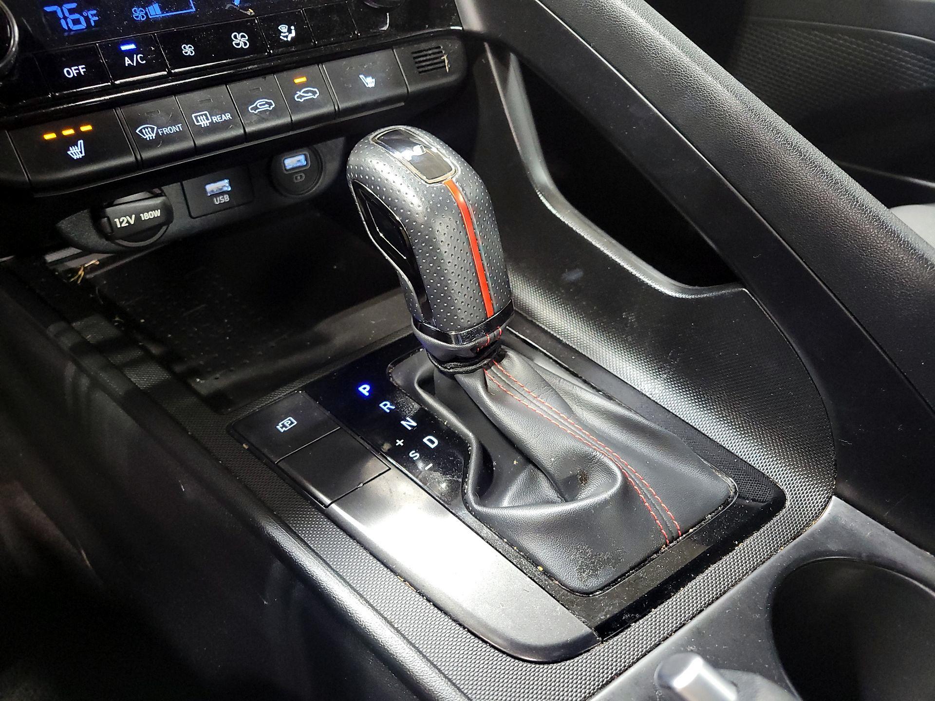 Thumbnail: 2023 Hyundai Elantra - 18