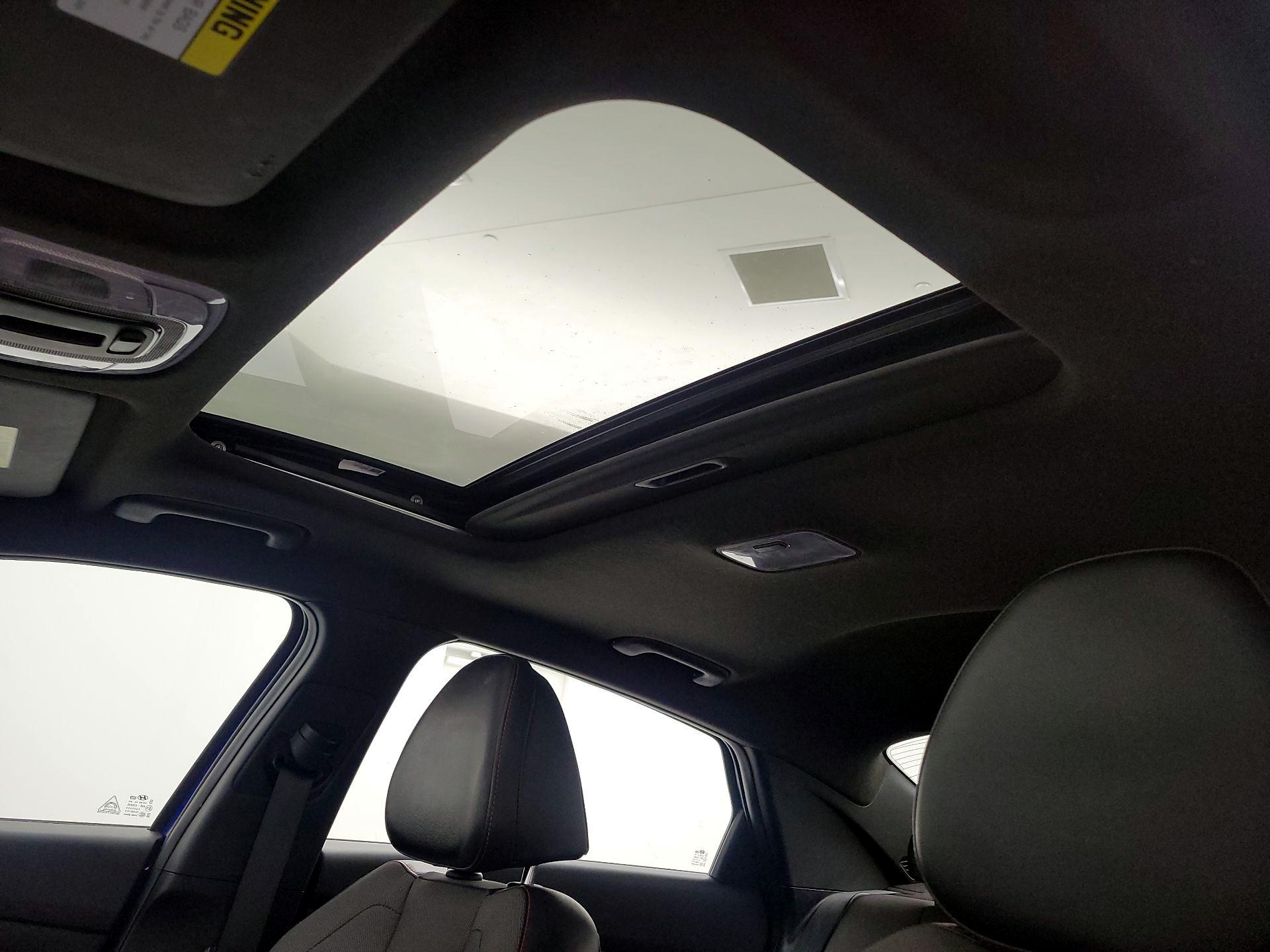 Thumbnail: 2023 Hyundai Elantra - 19