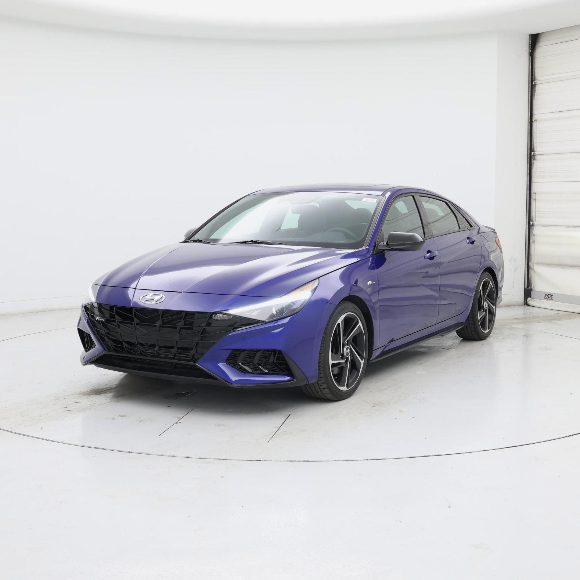 Thumbnail: 2023 Hyundai Elantra - 4