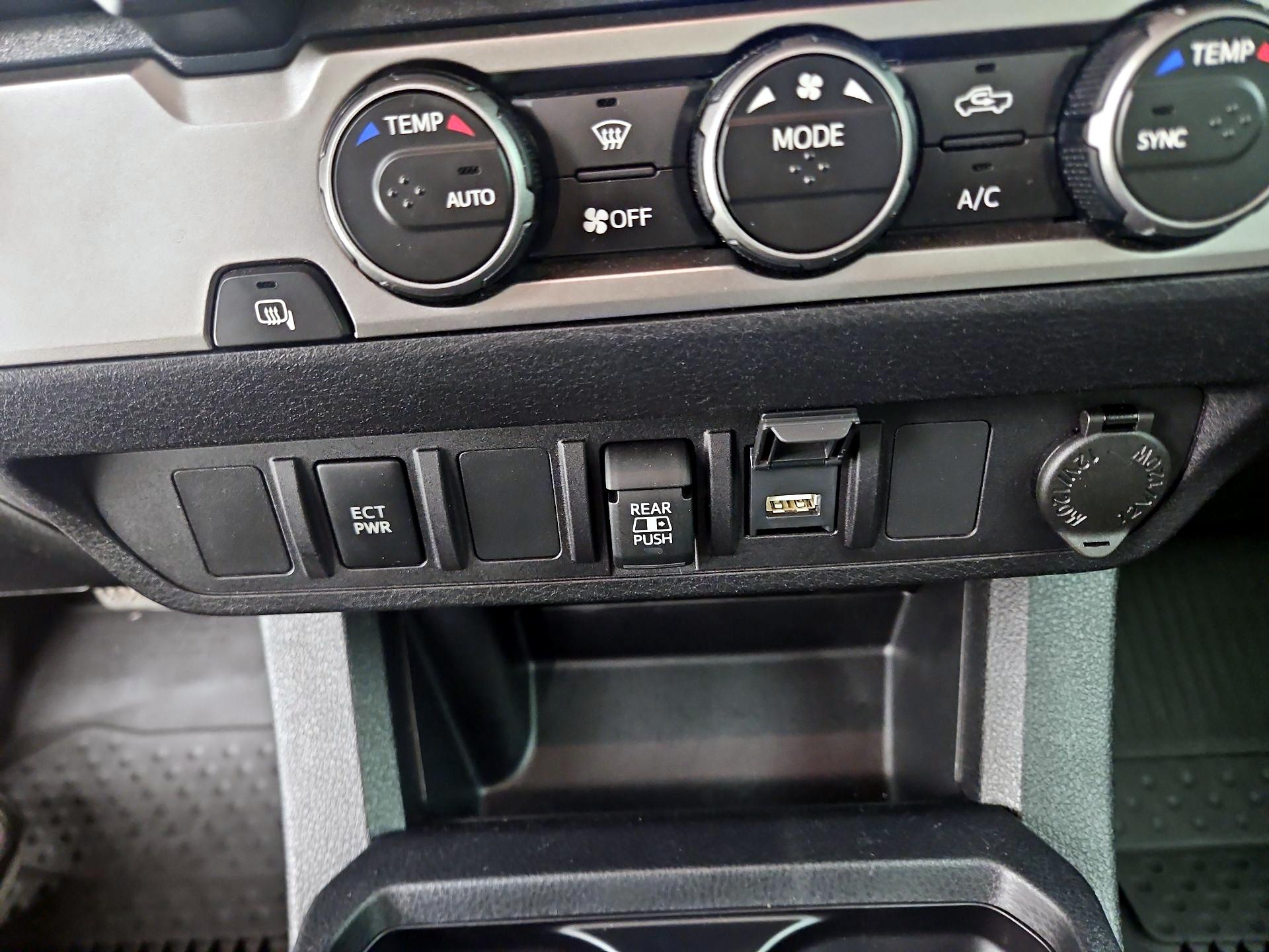 Thumbnail: 2023 Toyota Tacoma - 19