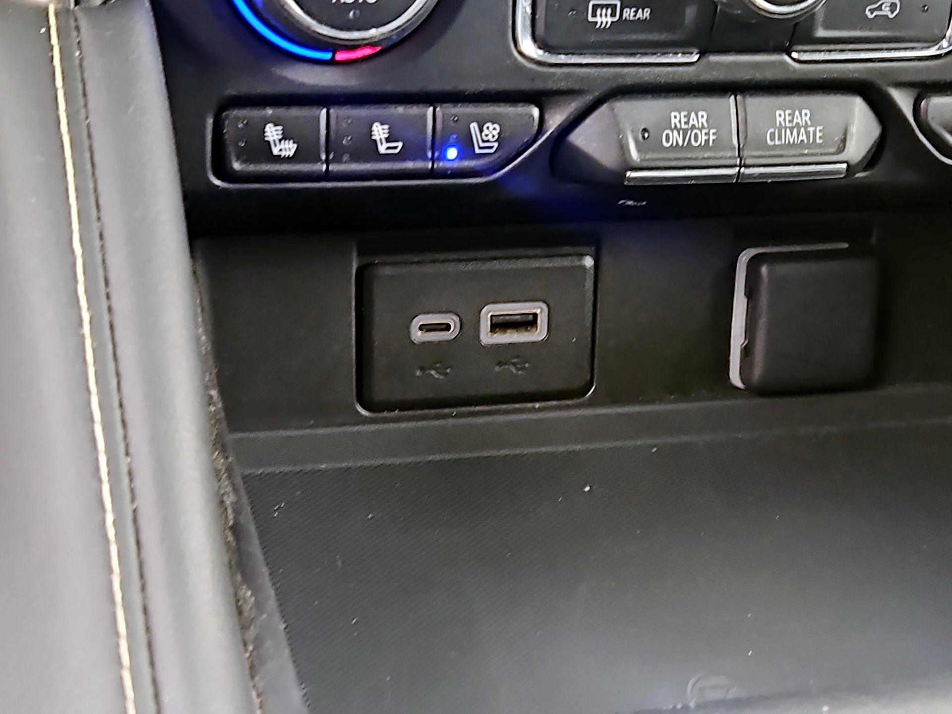 Thumbnail: 2024 Chevrolet Tahoe - 19