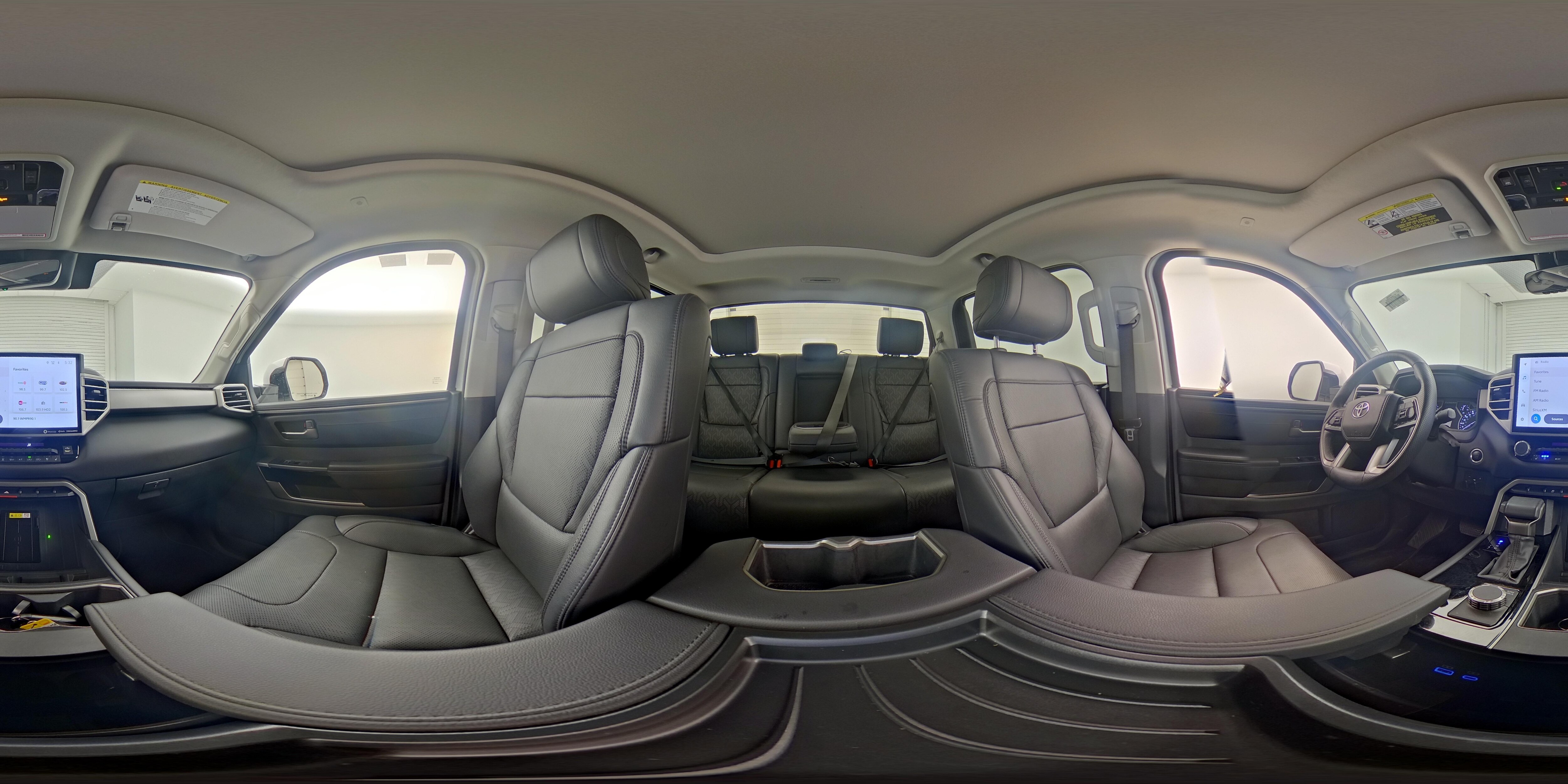 2023 Toyota Tundra Limited - Photo 26