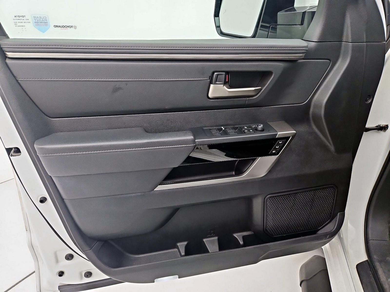2023 Toyota Tundra Limited - Photo 13