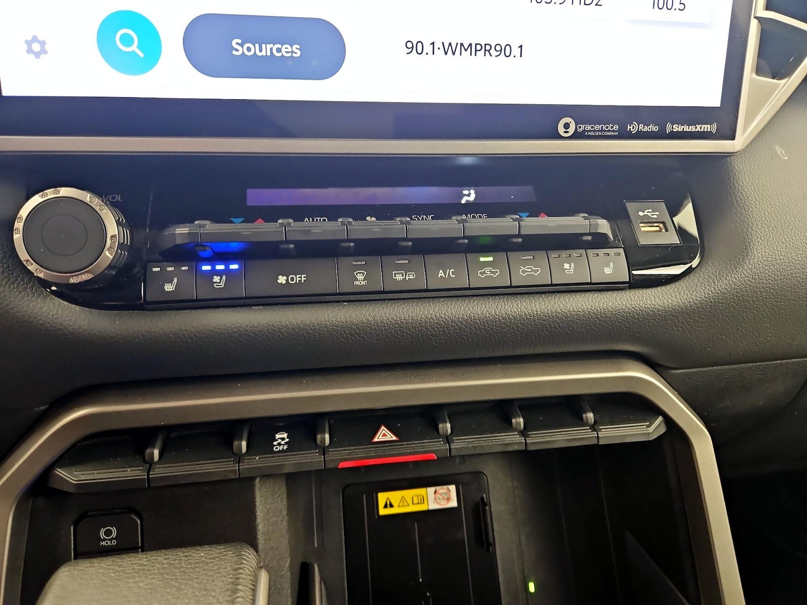 2023 Toyota Tundra Limited - Photo 18