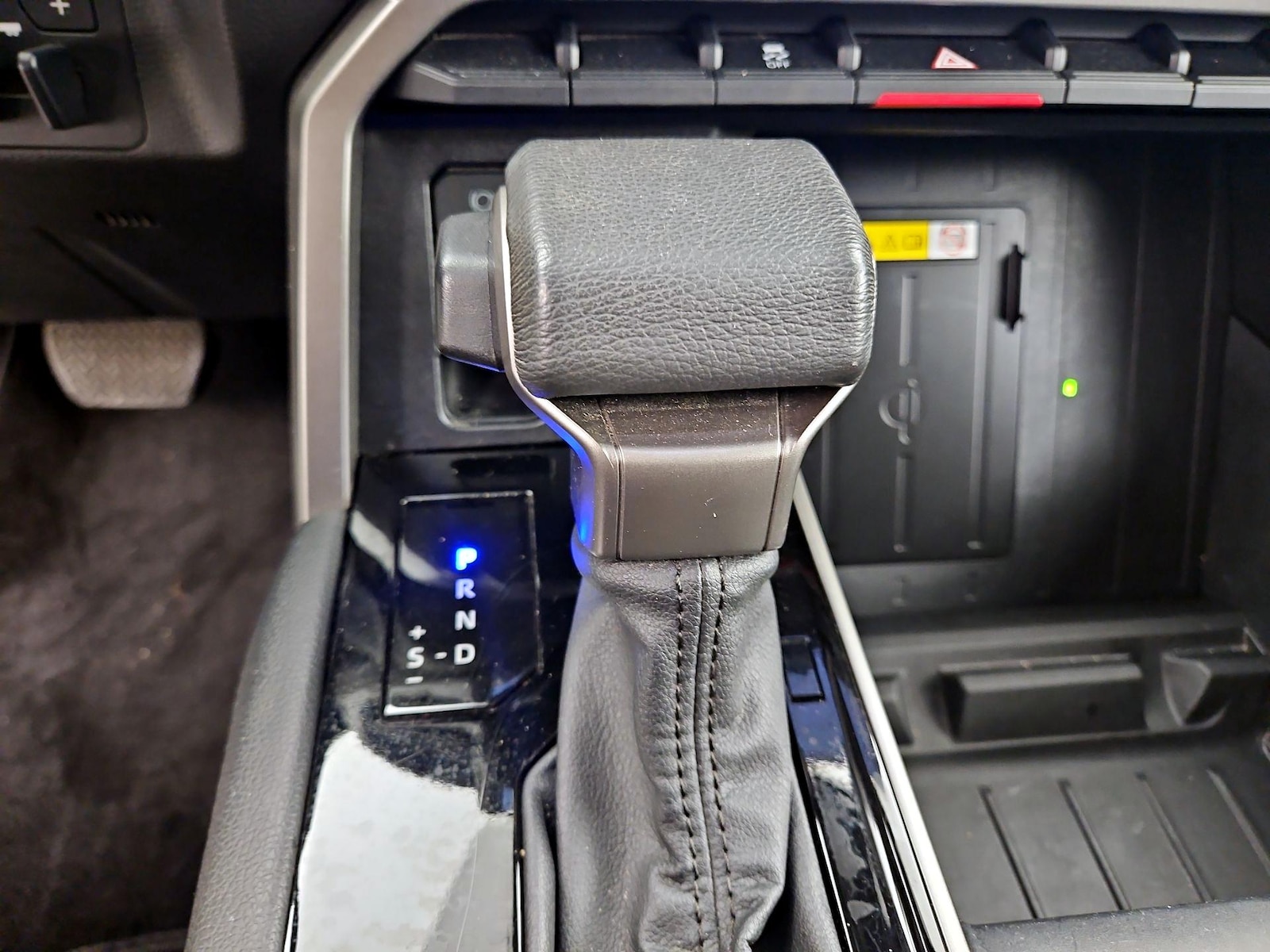 2023 Toyota Tundra Limited - Photo 19