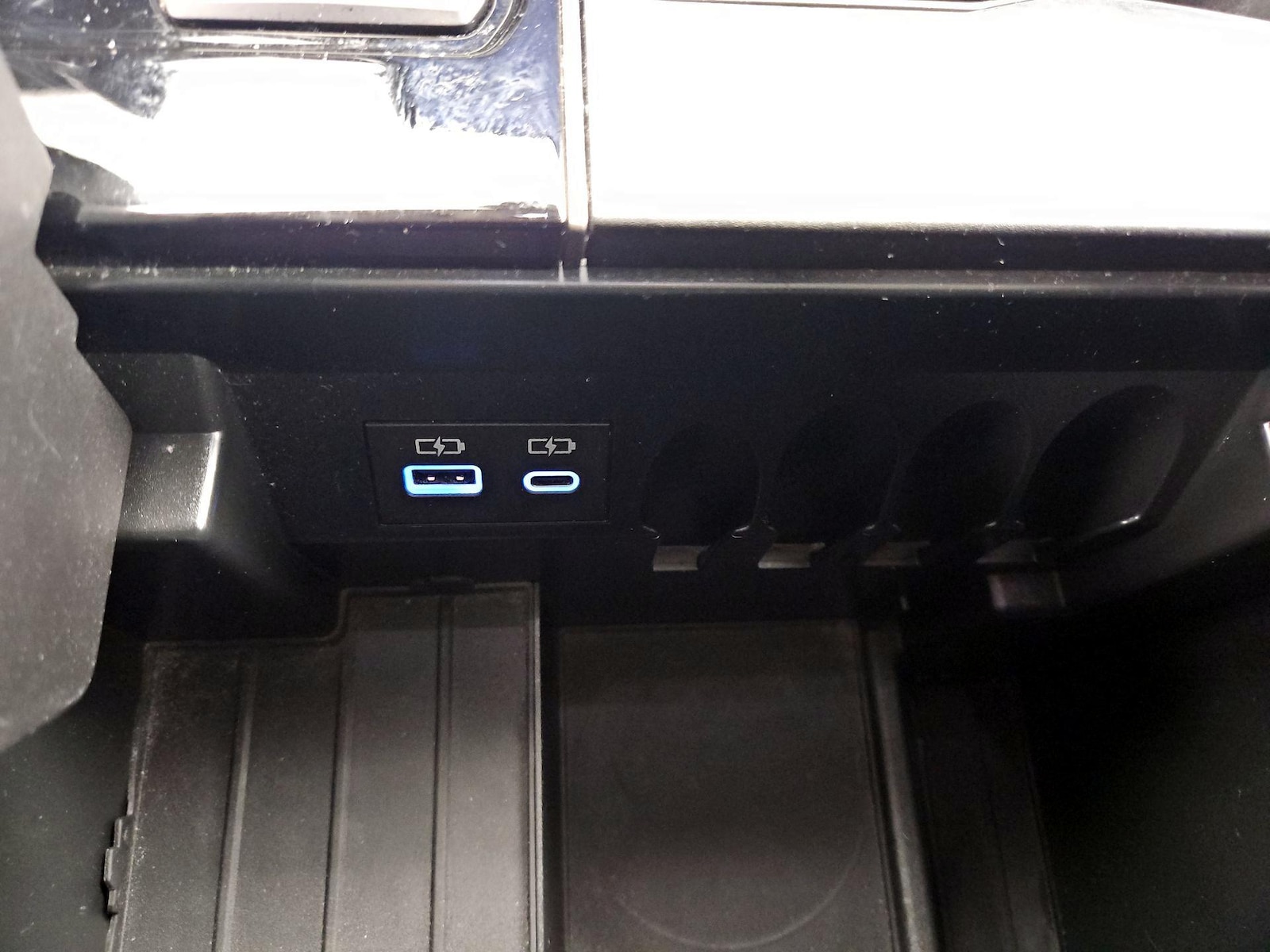 2023 Toyota Tundra Limited - Photo 20