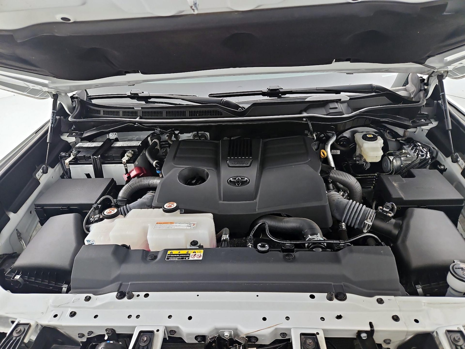 2023 Toyota Tundra Limited - Photo 24