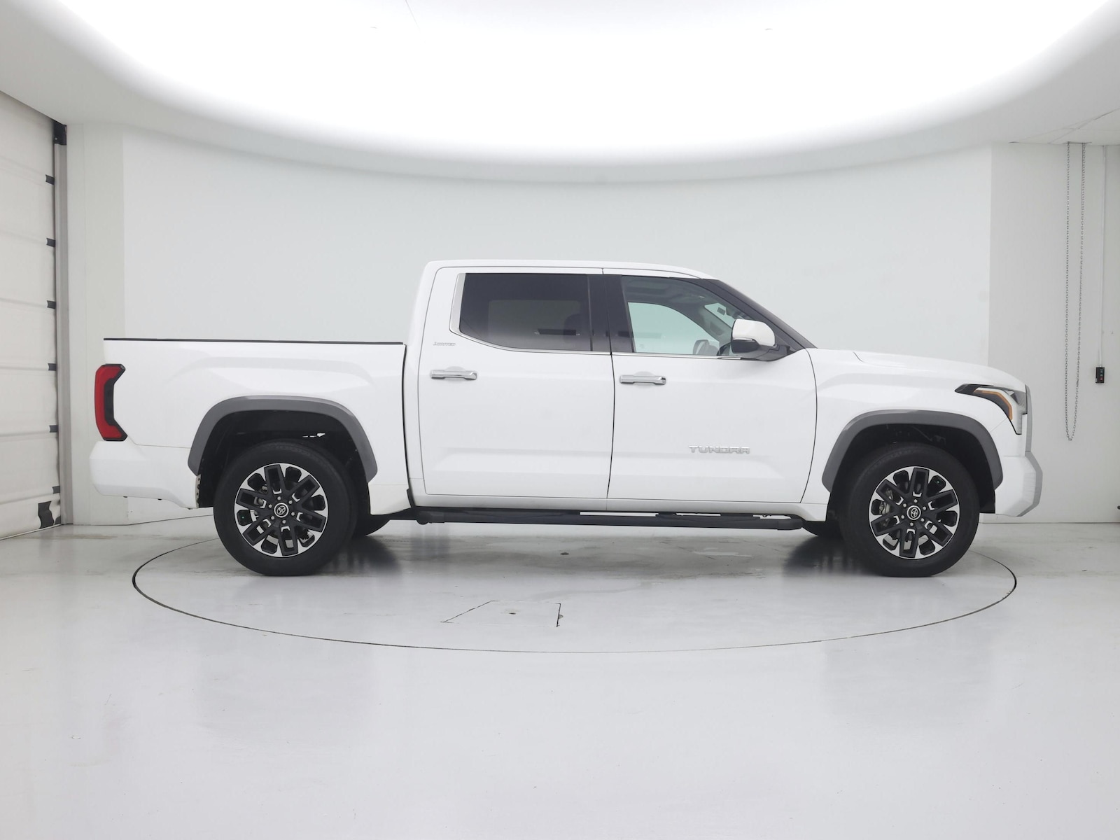 2023 Toyota Tundra Limited - Photo 8