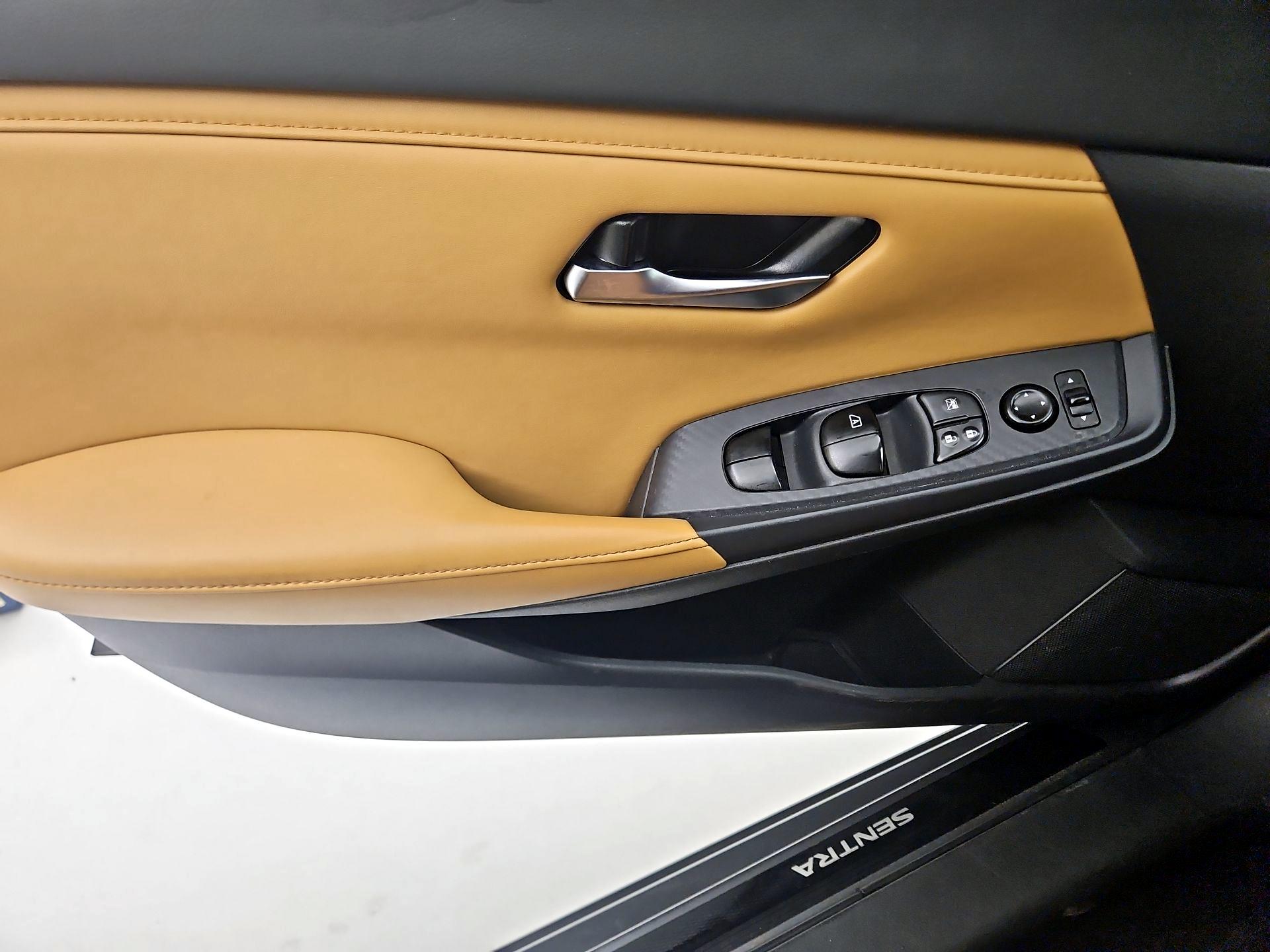 Thumbnail: 2023 Nissan Sentra - 12