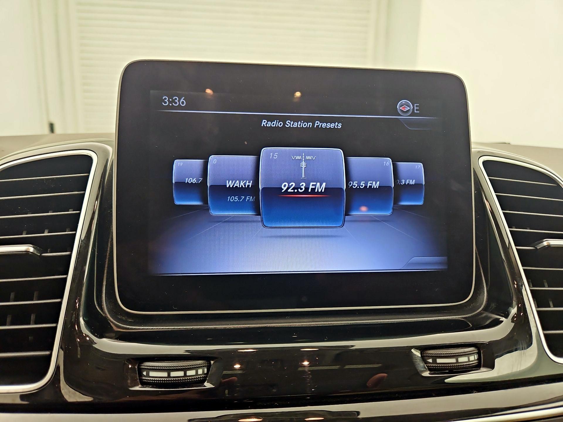 Thumbnail: 2018 Mercedes-Benz GLE - 16