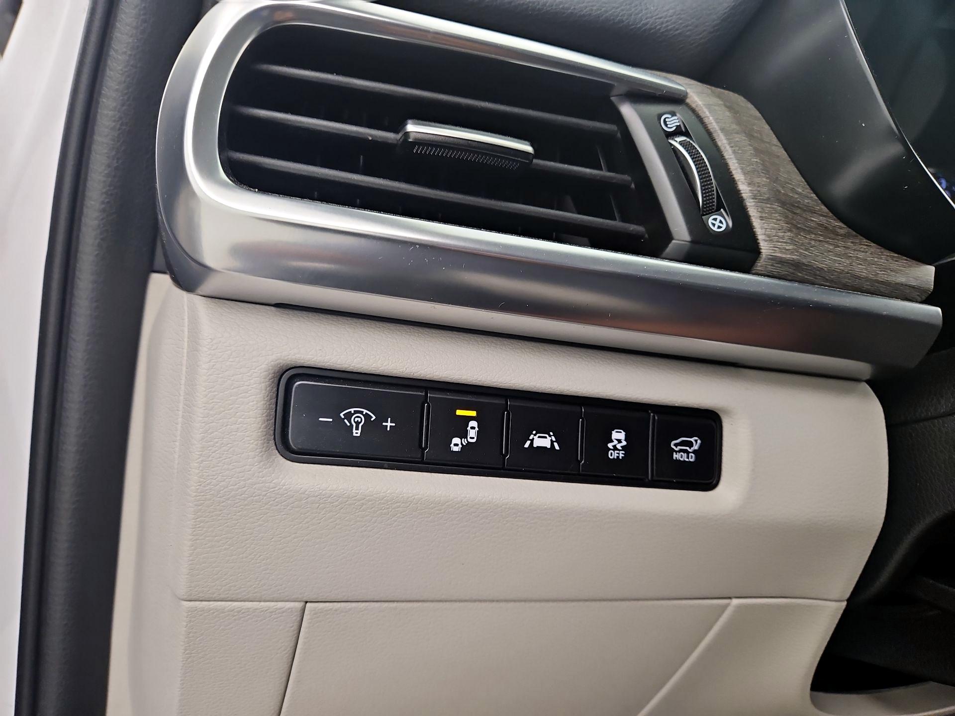 Thumbnail: 2022 Kia Telluride - 13