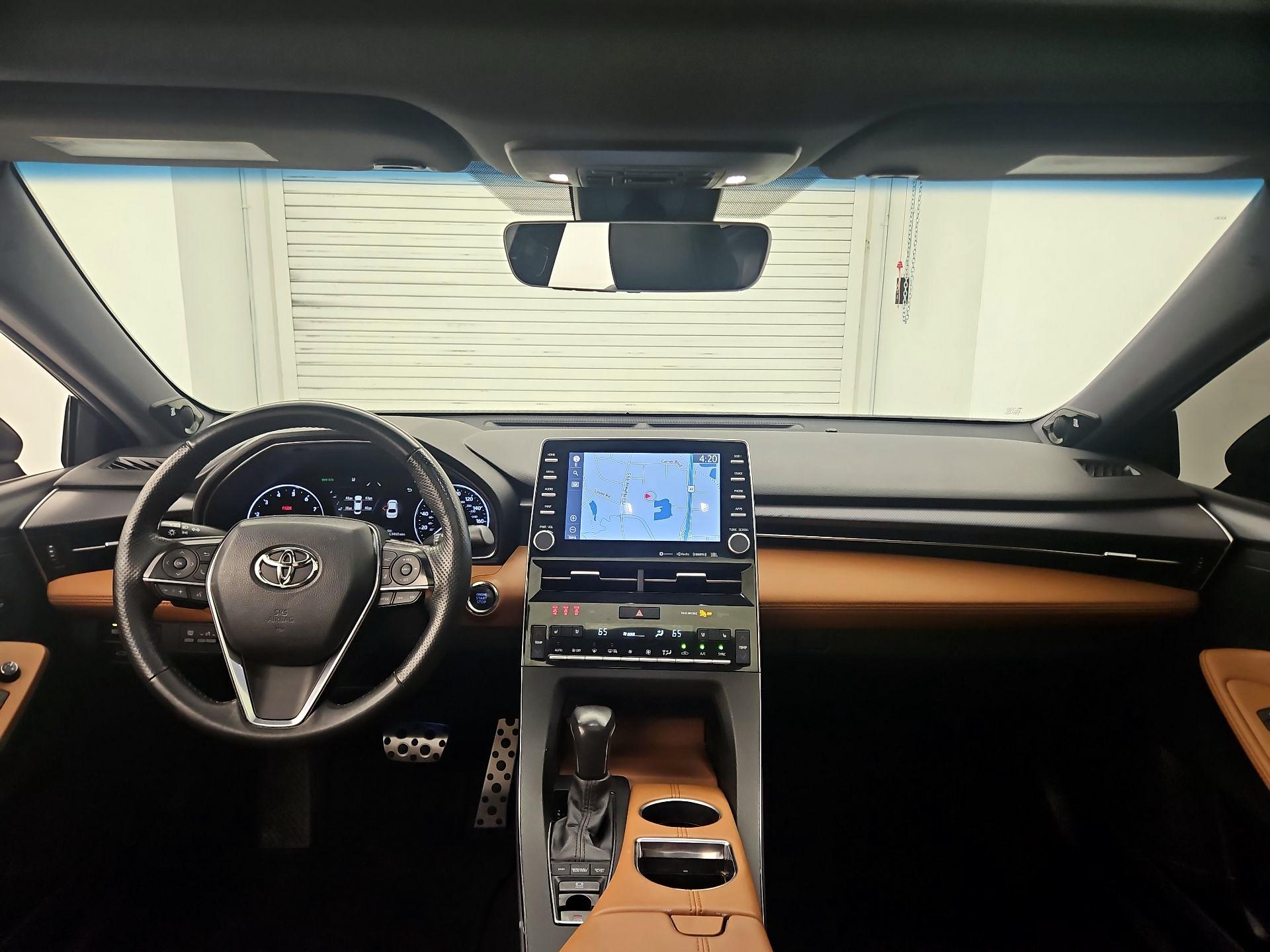 Thumbnail: 2021 Toyota Avalon - 9