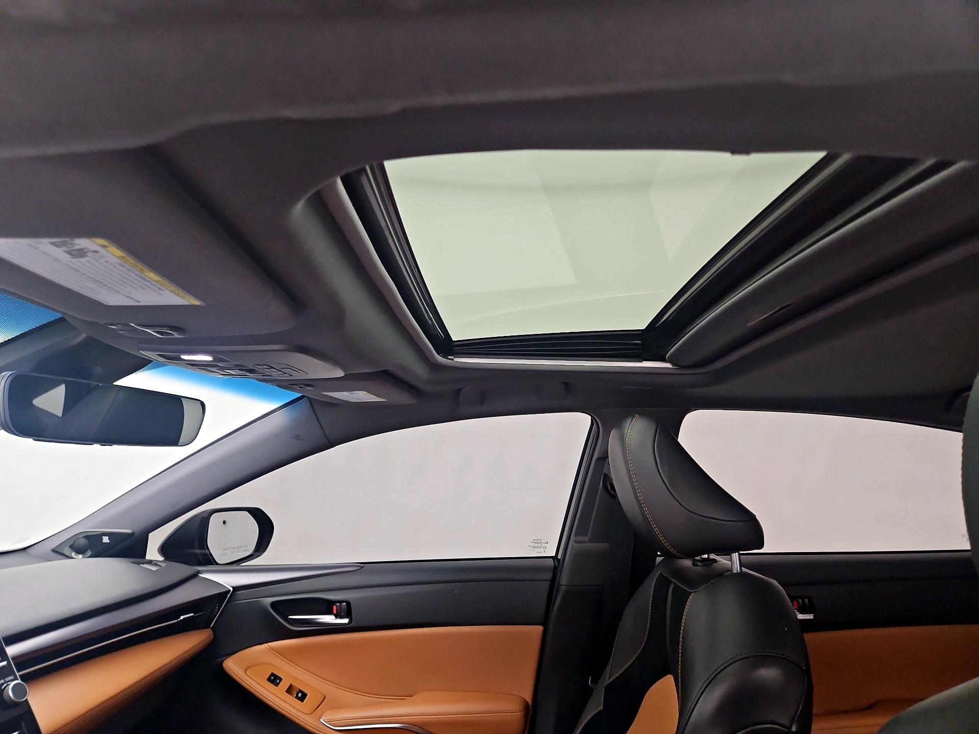 Thumbnail: 2021 Toyota Avalon - 19