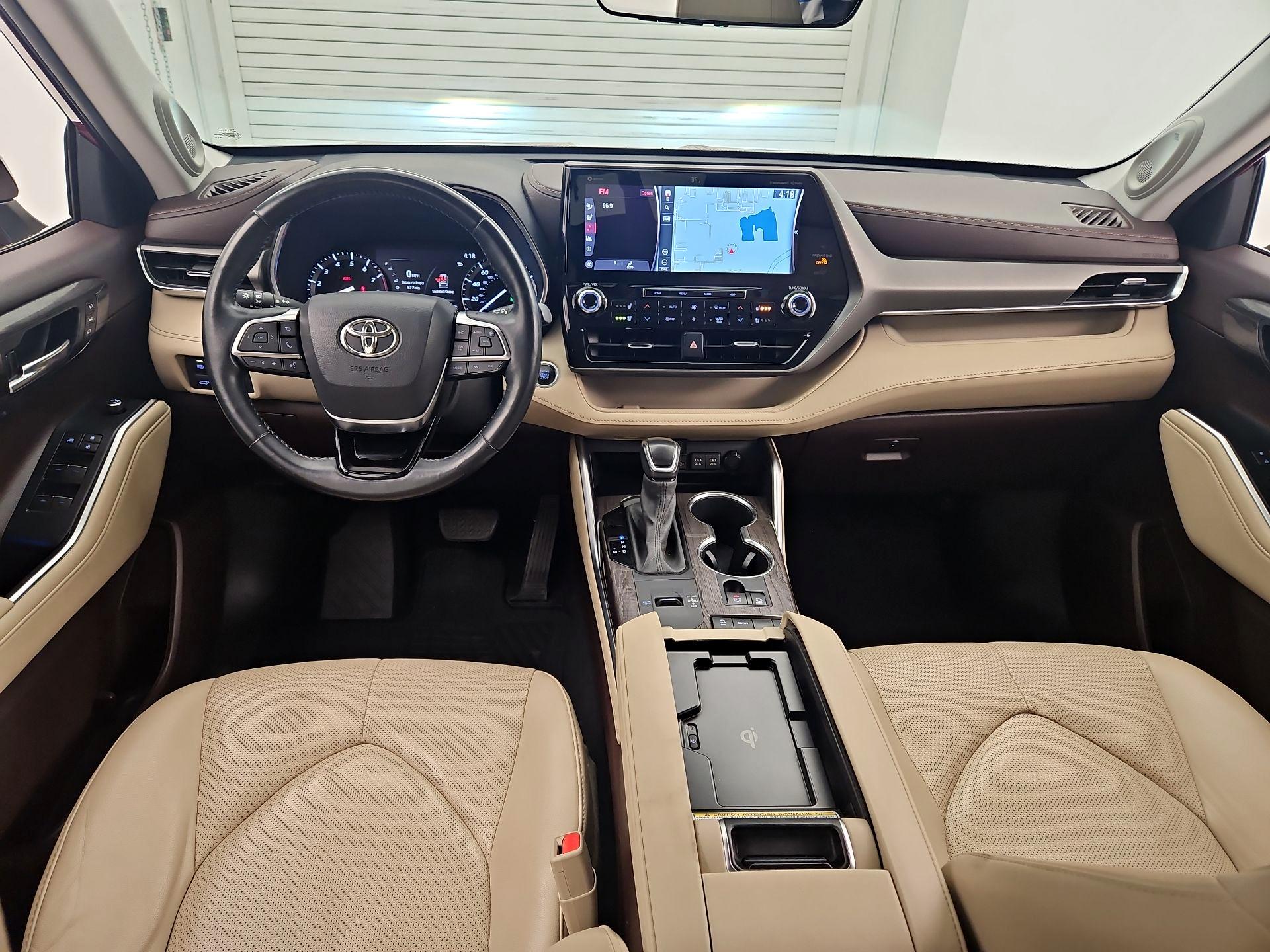 Thumbnail: 2021 Toyota Highlander - 9