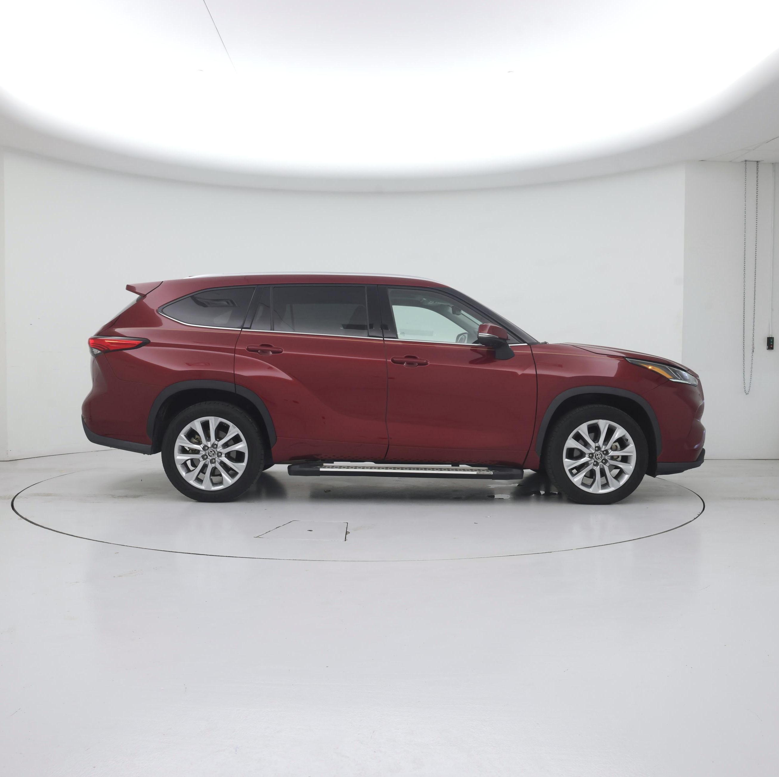 Thumbnail: 2021 Toyota Highlander - 7