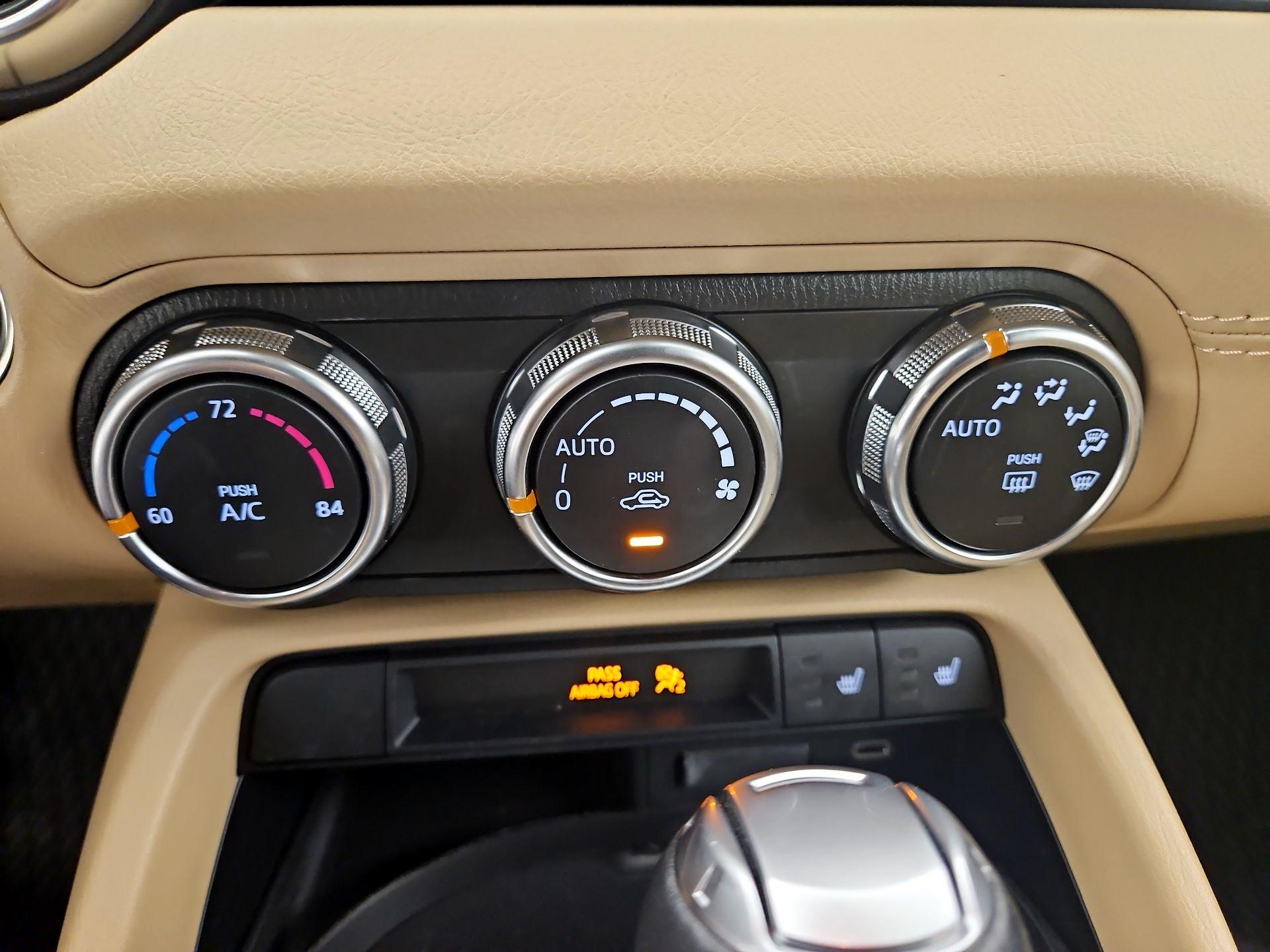 Thumbnail: 2025 Mazda MX-5 Miata - 16