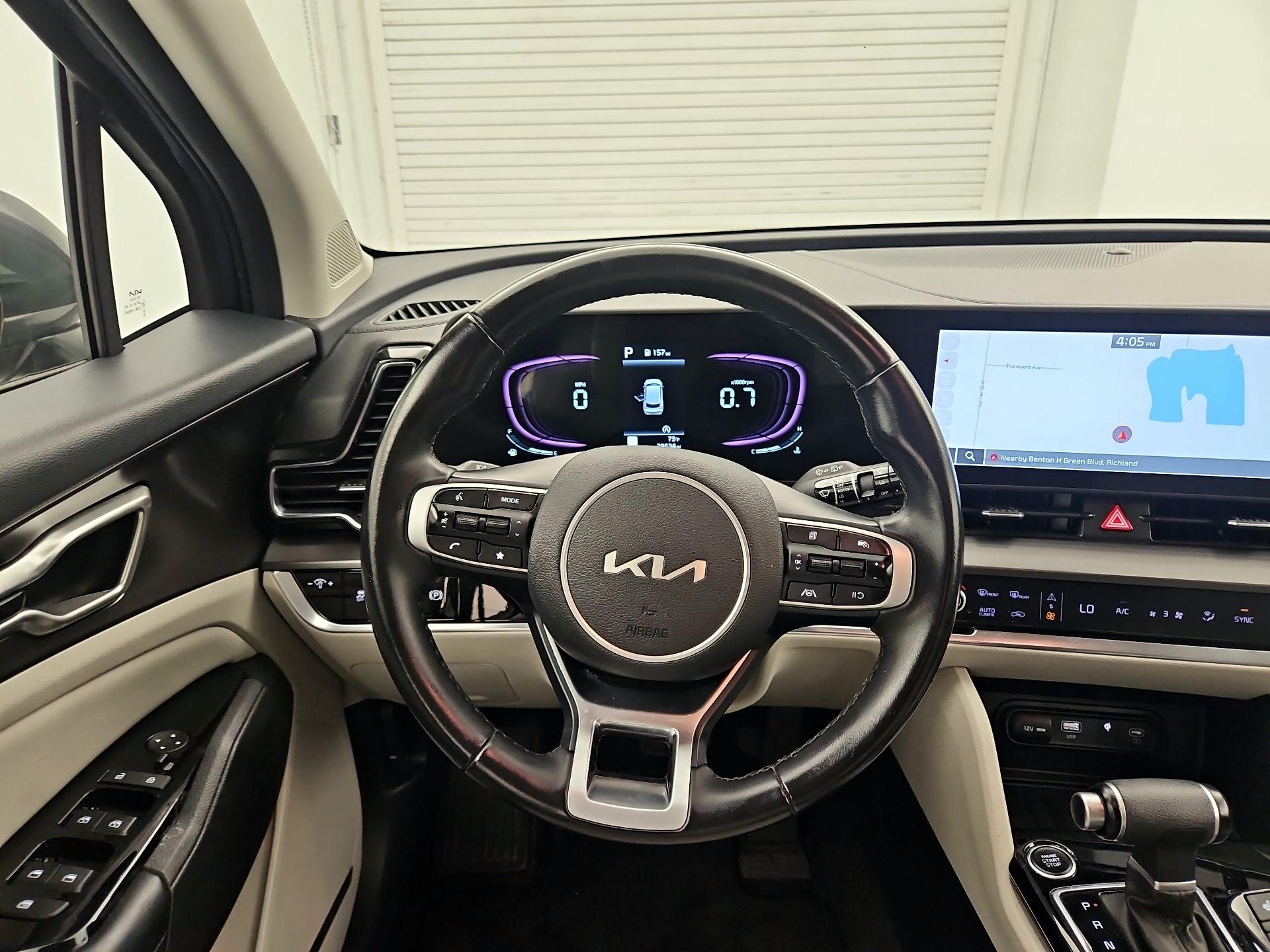 Thumbnail: 2023 Kia Sportage - 10