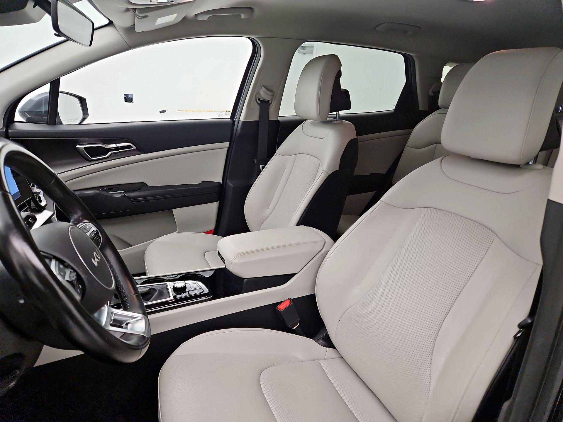 Thumbnail: 2023 Kia Sportage - 11