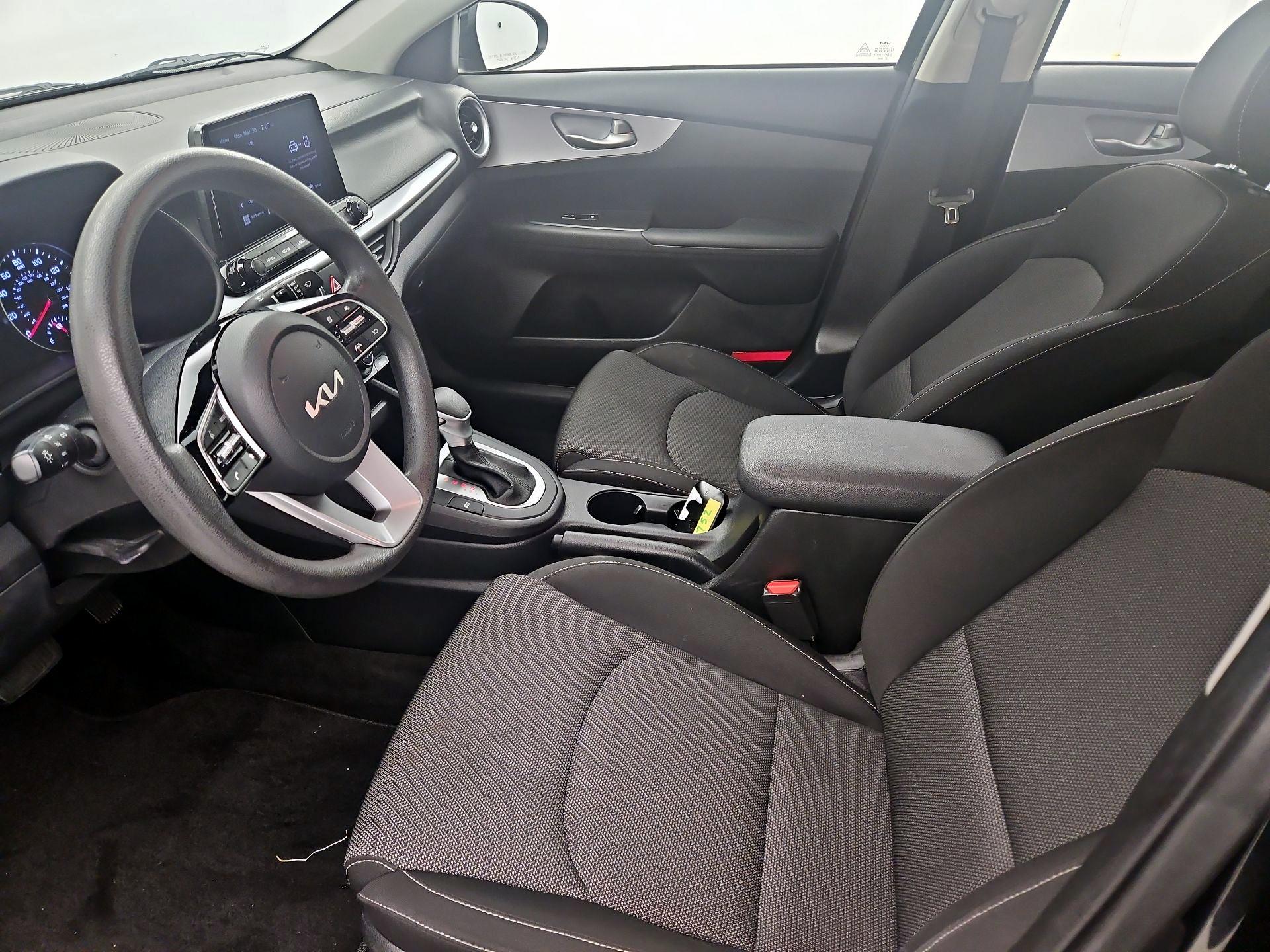 Thumbnail: 2024 Kia Forte - 11