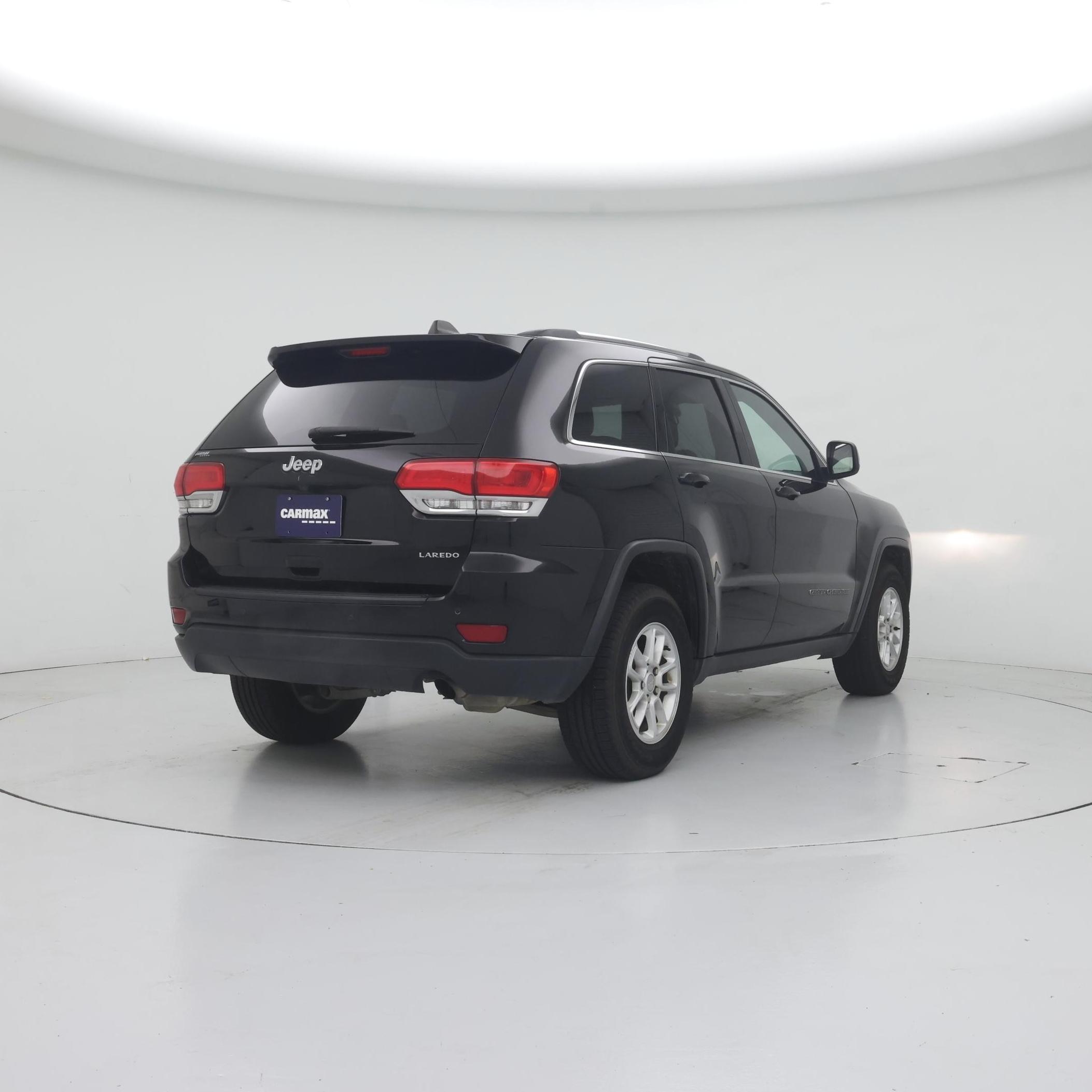 Thumbnail: 2018 Jeep Grand Cherokee - 8