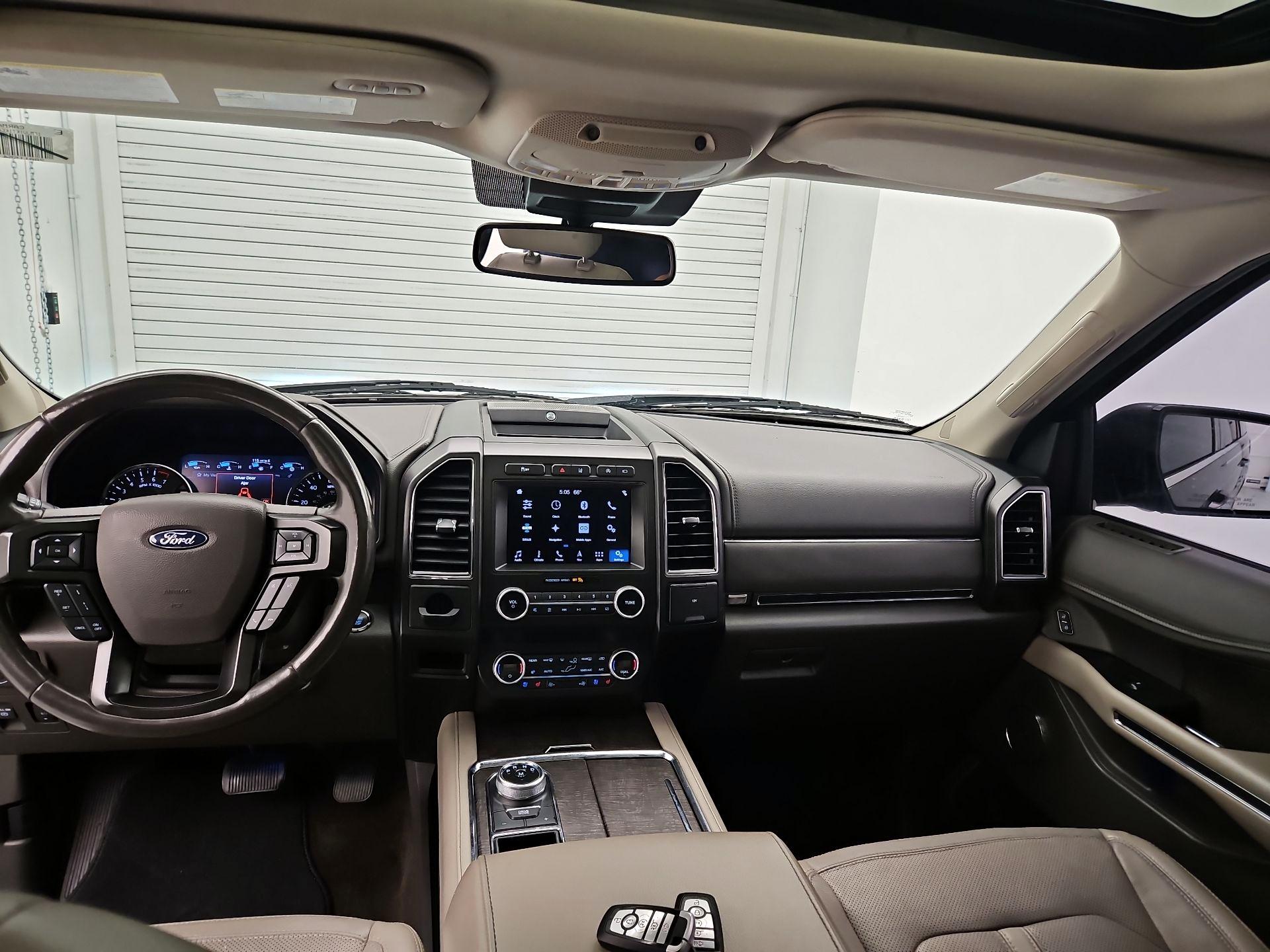 Thumbnail: 2019 Ford Expedition - 9