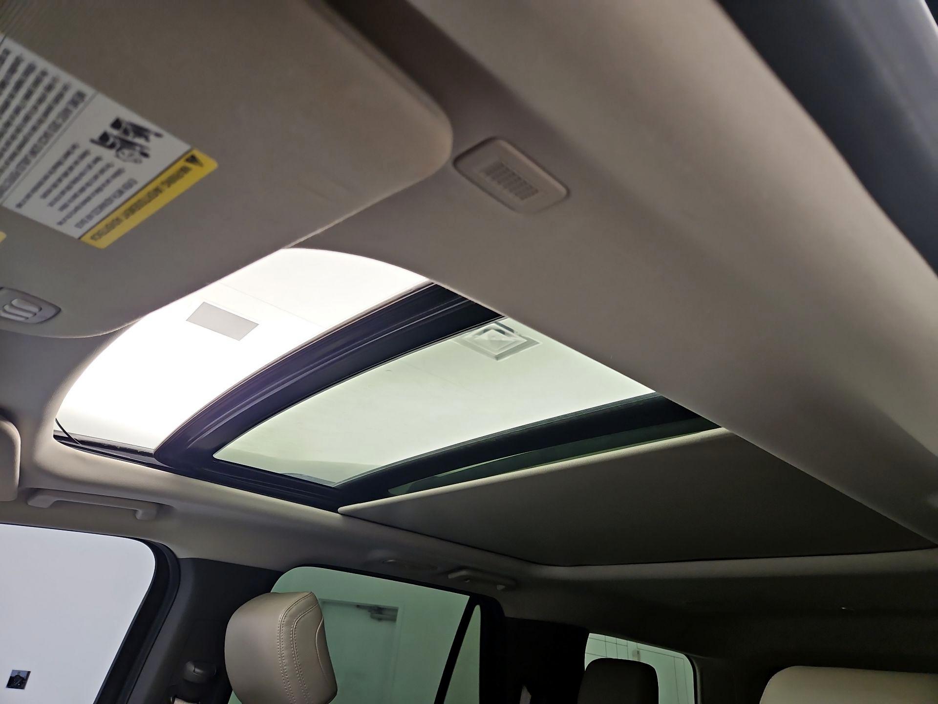 Thumbnail: 2019 Ford Expedition - 19