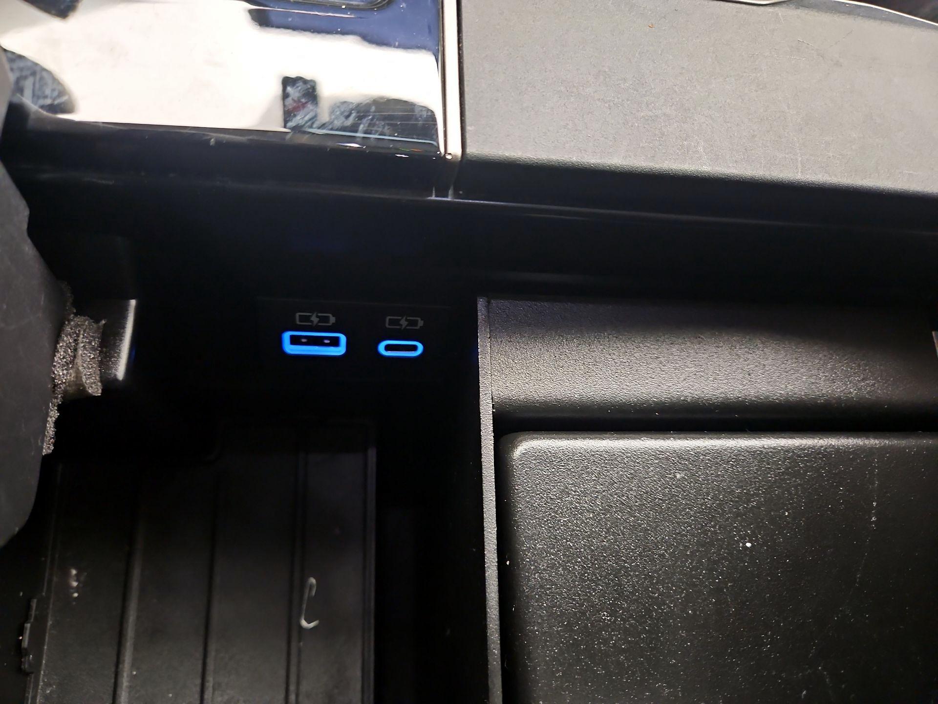 Thumbnail: 2024 Toyota Tundra - 19