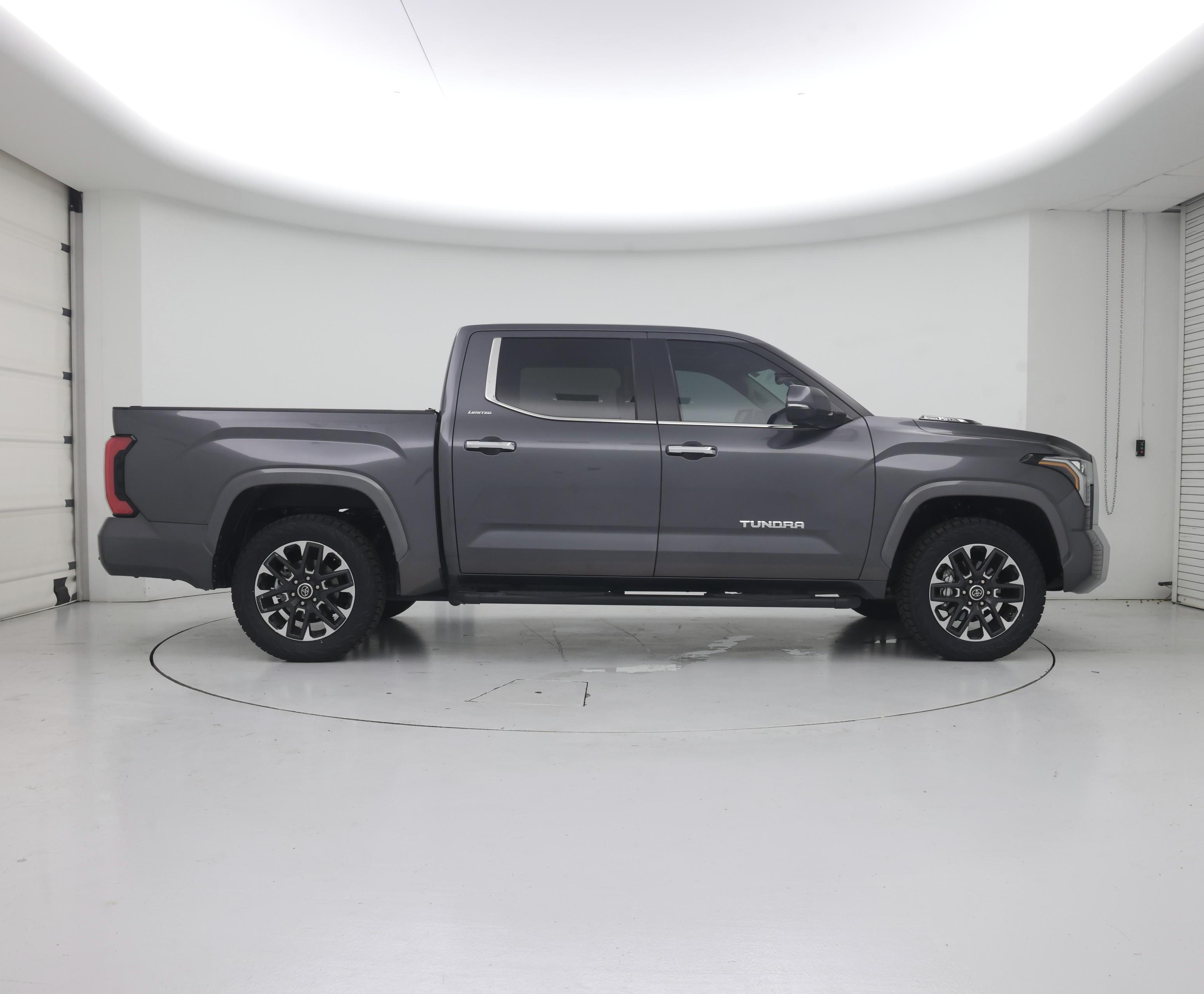 Thumbnail: 2024 Toyota Tundra - 7