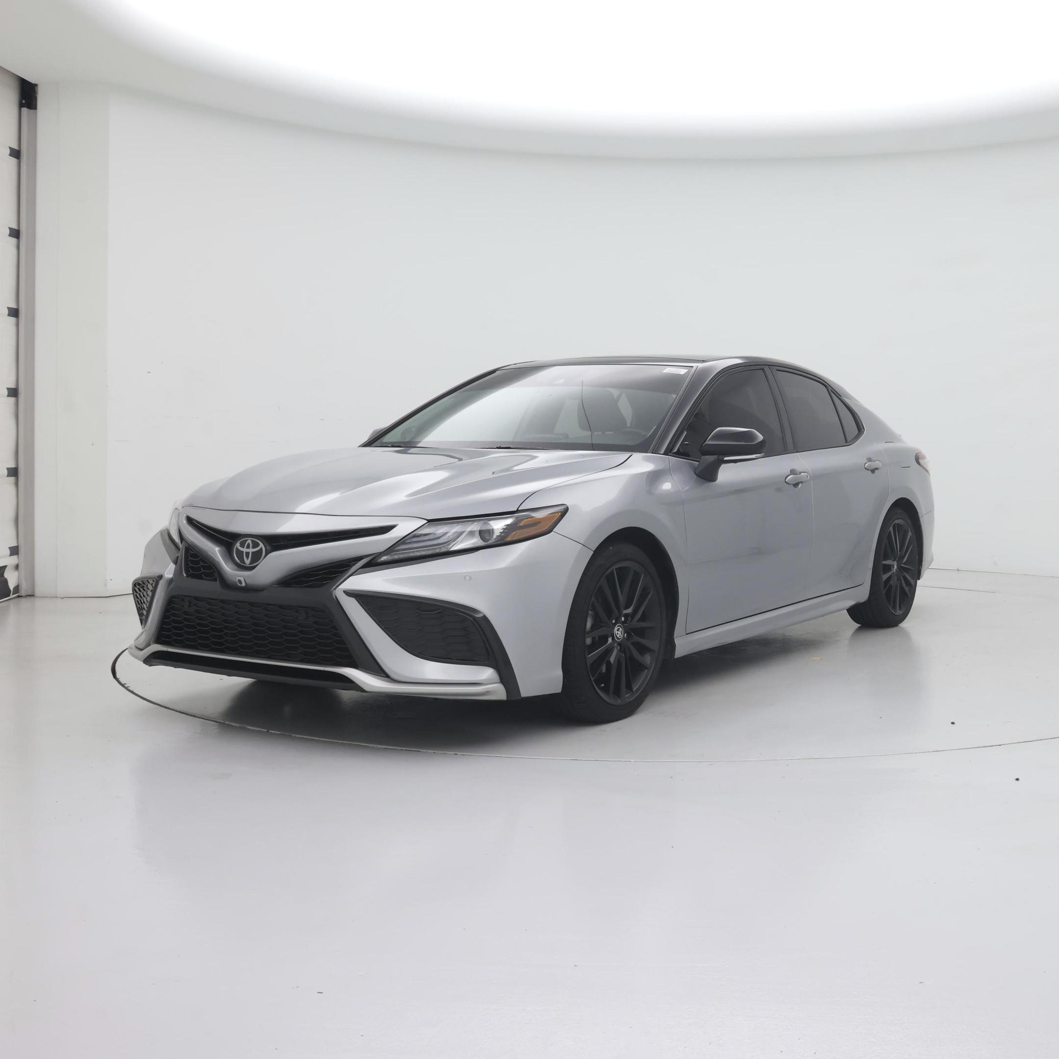 Thumbnail: 2023 Toyota Camry - 4